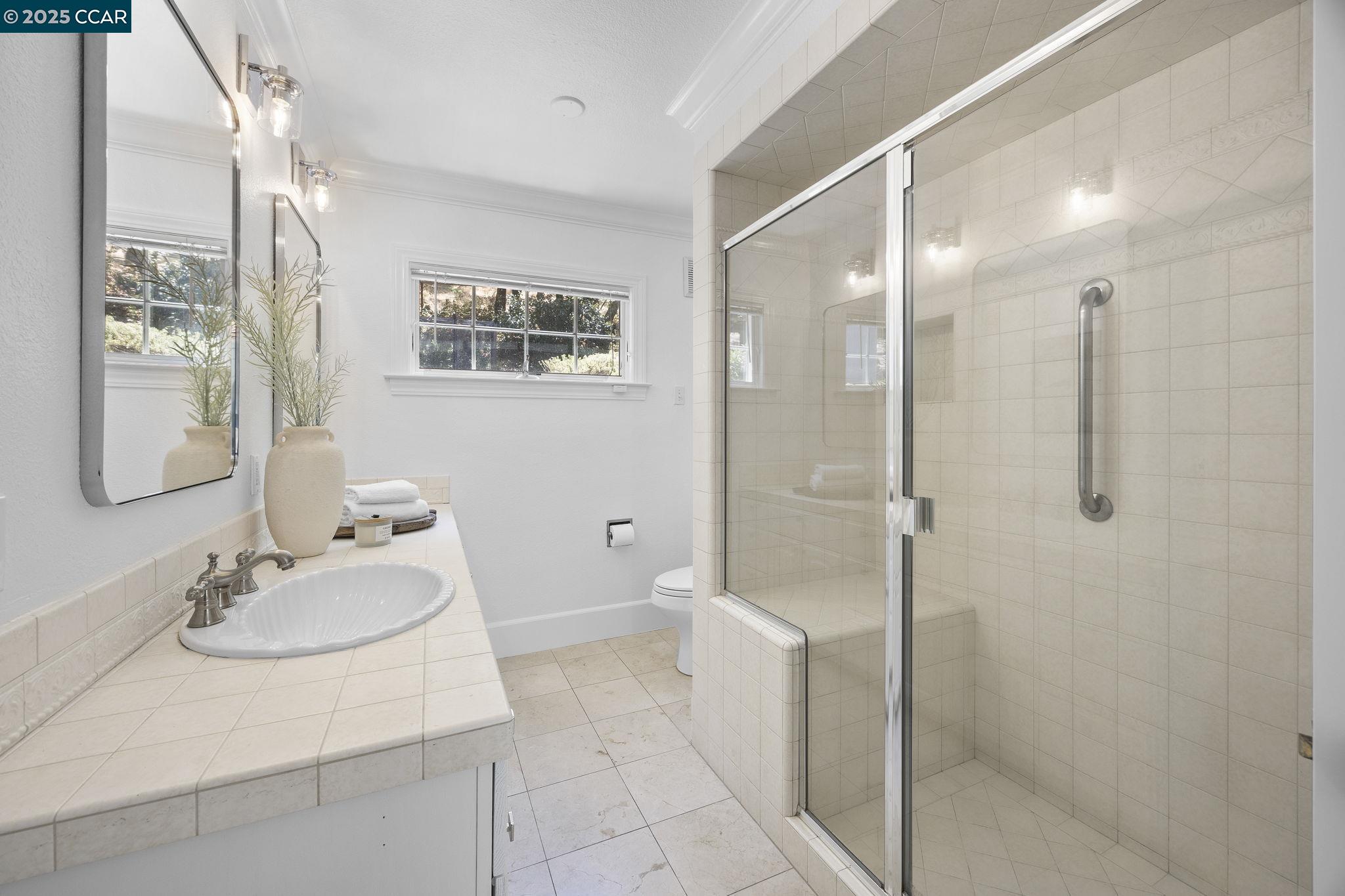 Detail Gallery Image 39 of 53 For 3475 Springhill Rd, Lafayette,  CA 94549 - 4 Beds | 3 Baths