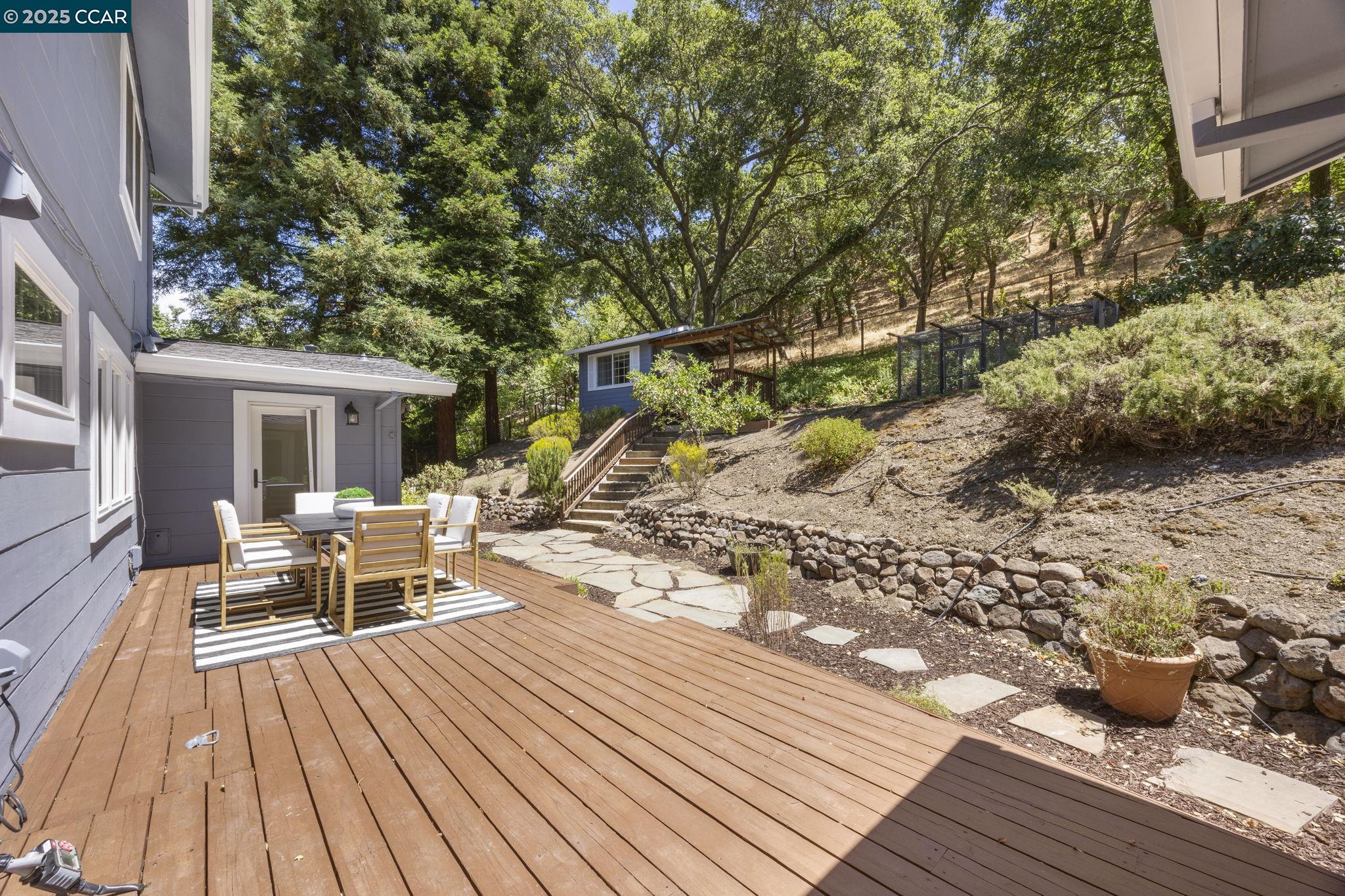 Detail Gallery Image 52 of 53 For 3475 Springhill Rd, Lafayette,  CA 94549 - 4 Beds | 3 Baths
