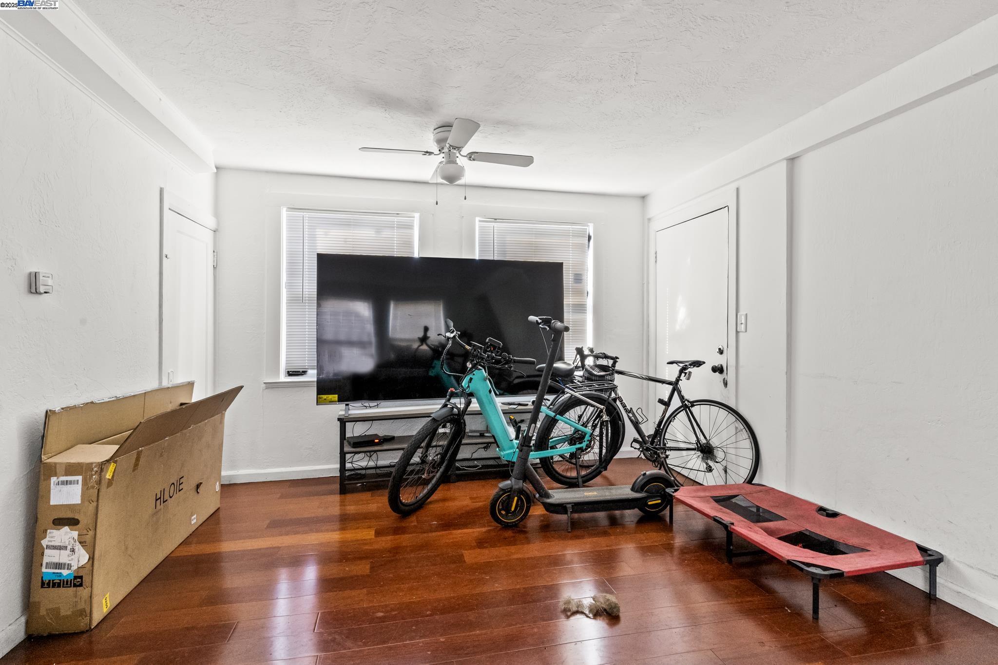 812 Lisbon, Oakland, California 94601, ,Residential Income,For Sale,812 Lisbon,41106227