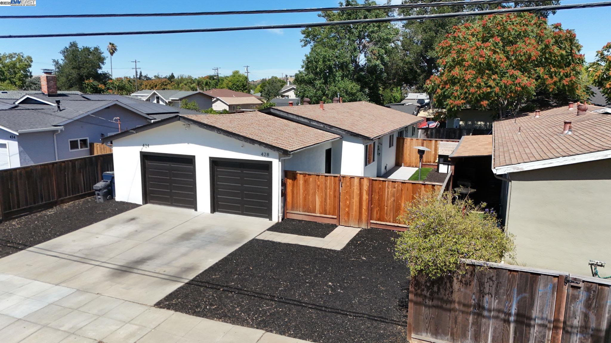 428 N P St, Livermore, California 94551, 4 Bedrooms Bedrooms, 8 Rooms Rooms,2 BathroomsBathrooms,Residential,For Sale,428 N P St,41106228