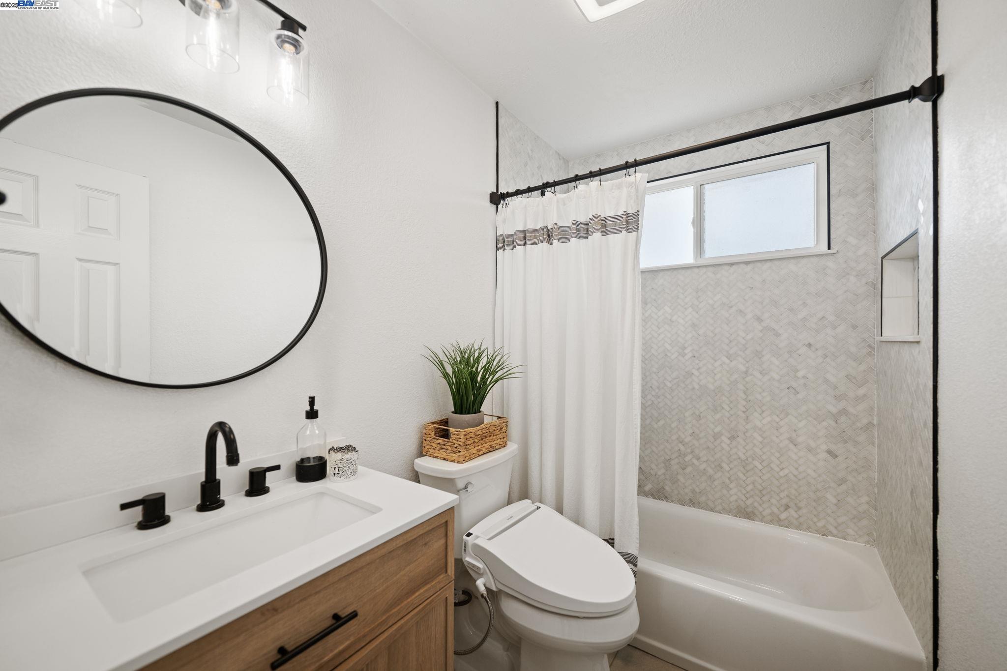 428 N P St, Livermore, California 94551, 4 Bedrooms Bedrooms, 8 Rooms Rooms,2 BathroomsBathrooms,Residential,For Sale,428 N P St,41106228