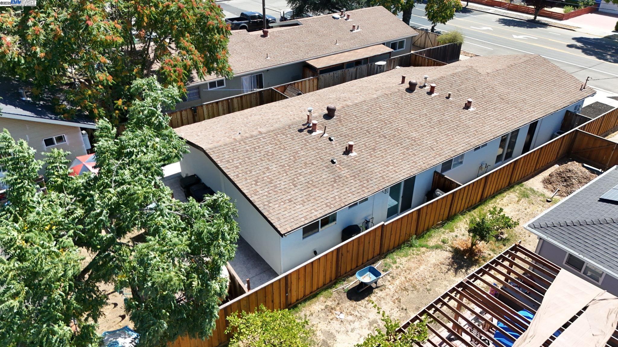 428 N P St, Livermore, California 94551, 4 Bedrooms Bedrooms, 8 Rooms Rooms,2 BathroomsBathrooms,Residential,For Sale,428 N P St,41106228