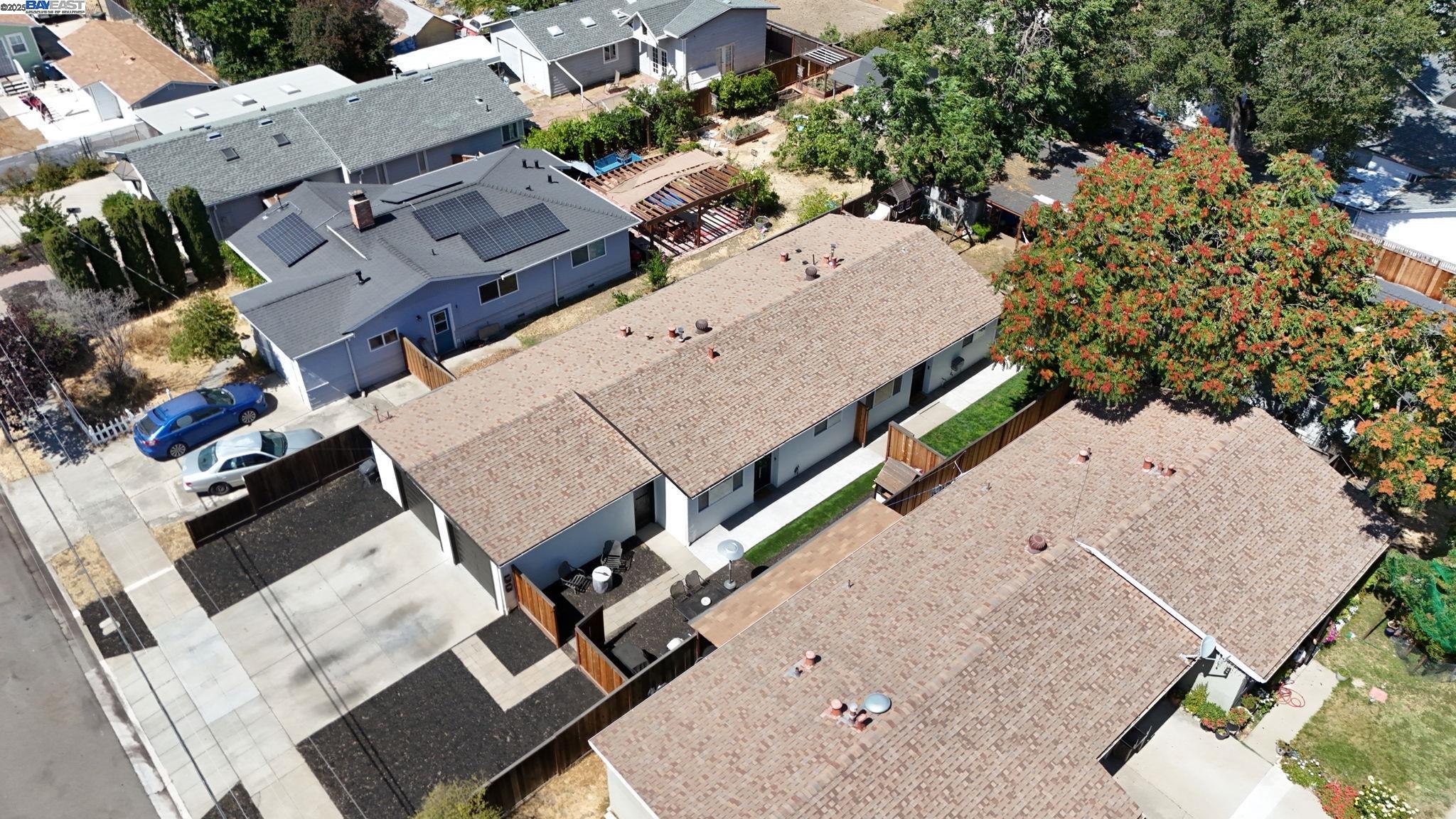 428 N P St, Livermore, California 94551, 4 Bedrooms Bedrooms, 8 Rooms Rooms,2 BathroomsBathrooms,Residential,For Sale,428 N P St,41106228