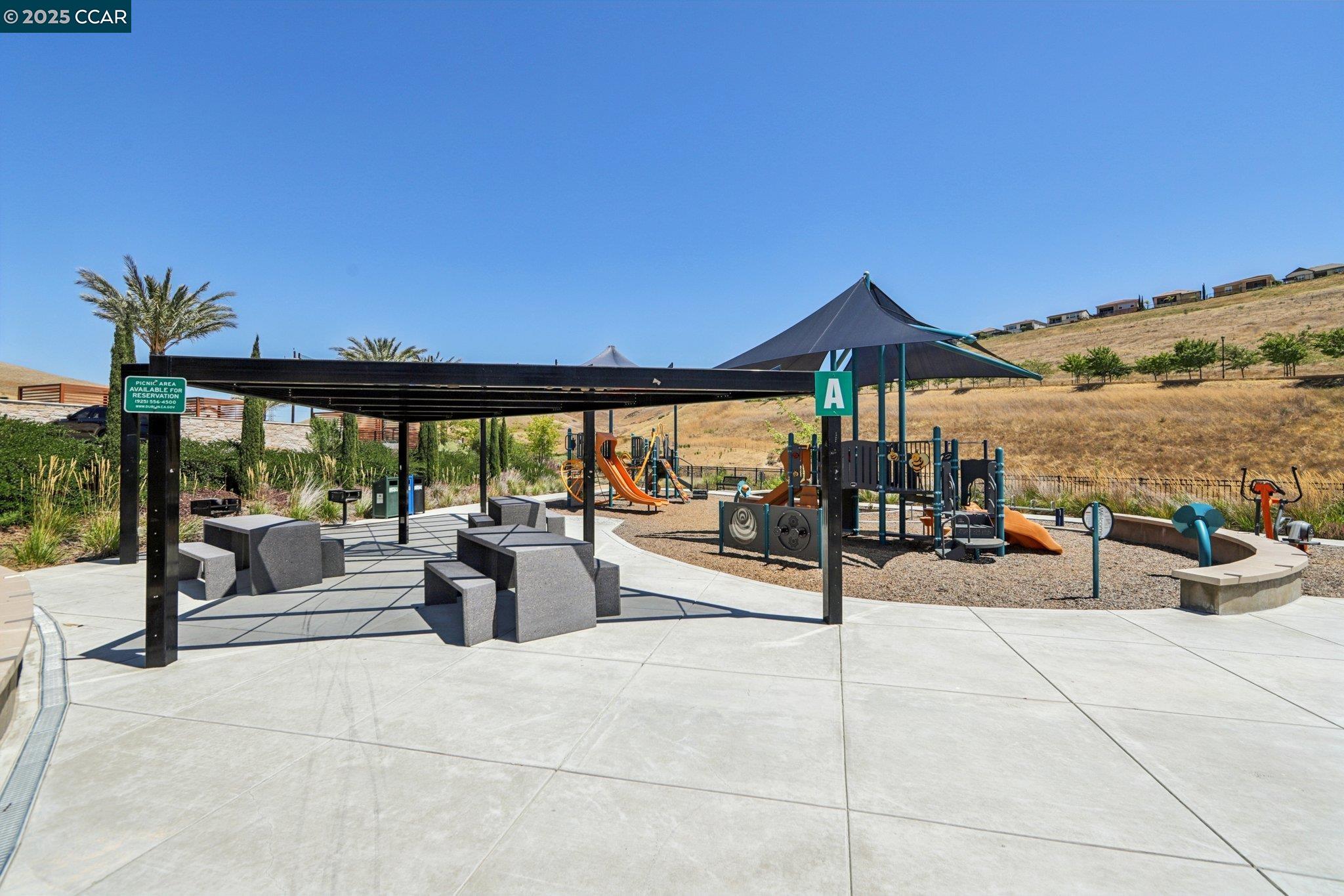 Detail Gallery Image 46 of 48 For 2909 Tulare Hills Dr, Dublin,  CA 94568 - 6 Beds | 5/1 Baths
