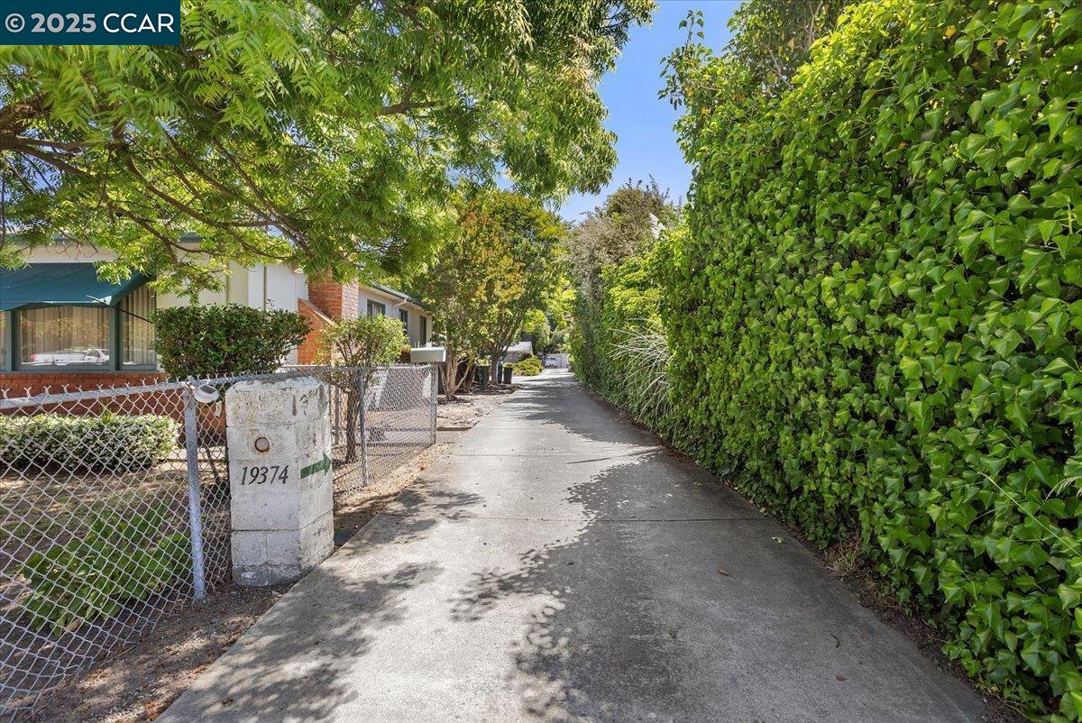 19358 Lake Chabot Rd, Castro Valley, California 94546, ,Land,For Sale,19358 Lake Chabot Rd,41106232
