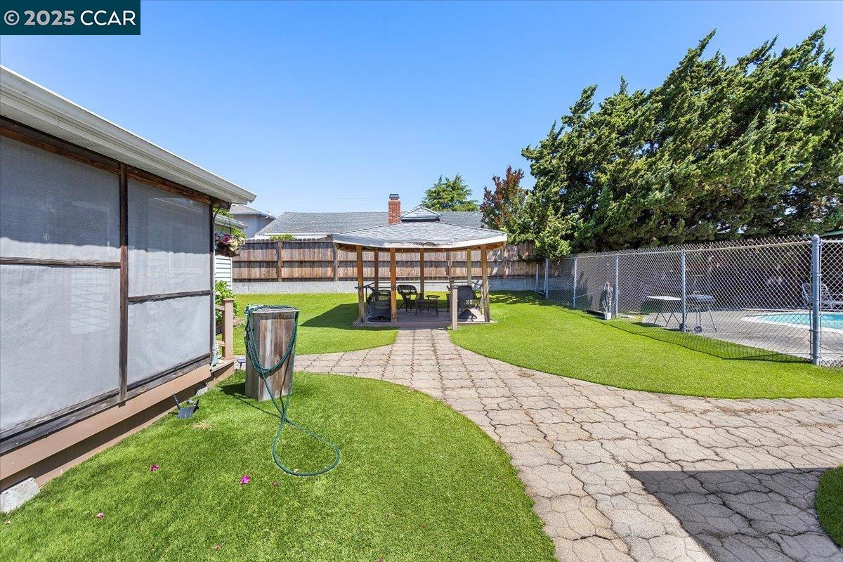 19358 Lake Chabot Rd, Castro Valley, California 94546, ,Land,For Sale,19358 Lake Chabot Rd,41106232