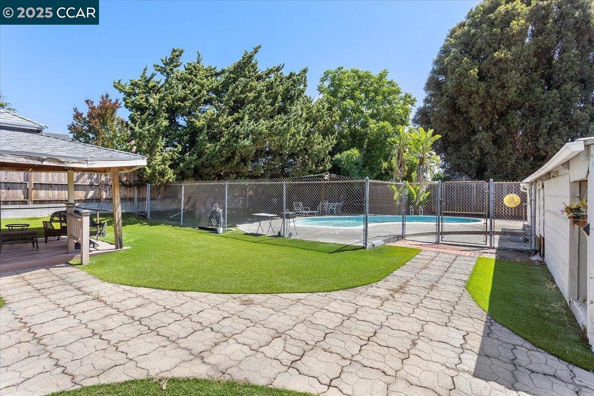 19358 Lake Chabot Rd, Castro Valley, California 94546, ,Land,For Sale,19358 Lake Chabot Rd,41106232