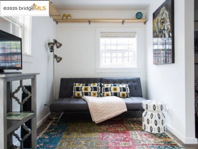 6432 Sunnymere, Oakland, California 94605, 1 Bedroom Bedrooms, 3 Rooms Rooms,1 BathroomBathrooms,Residential,For Sale,6432 Sunnymere,41106233