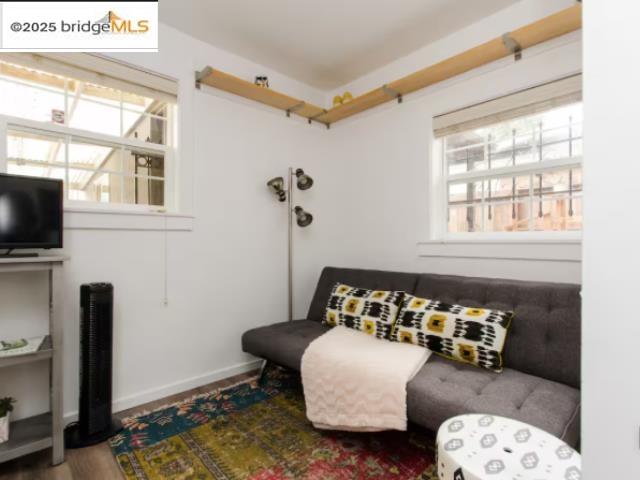 6432 Sunnymere, Oakland, California 94605, 1 Bedroom Bedrooms, 3 Rooms Rooms,1 BathroomBathrooms,Residential,For Sale,6432 Sunnymere,41106233