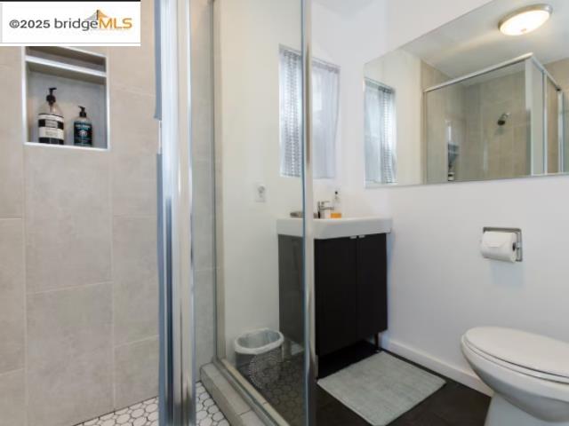6432 Sunnymere, Oakland, California 94605, 1 Bedroom Bedrooms, 3 Rooms Rooms,1 BathroomBathrooms,Residential,For Sale,6432 Sunnymere,41106233
