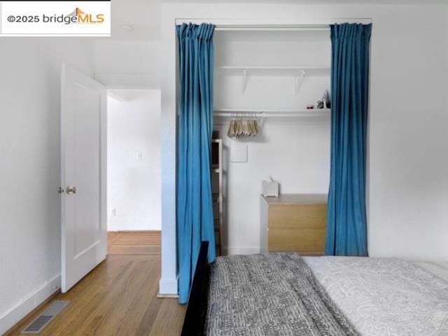 6432 Sunnymere, Oakland, California 94605, 1 Bedroom Bedrooms, 3 Rooms Rooms,1 BathroomBathrooms,Residential,For Sale,6432 Sunnymere,41106233