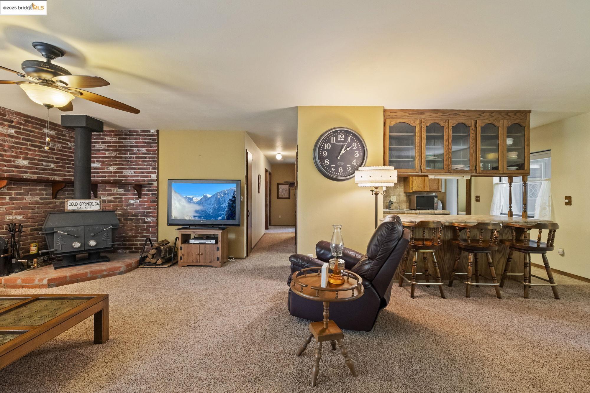 29404 Alpine Dr, Cold Springs, California 95335, 4 Bedrooms Bedrooms, 8 Rooms Rooms,2 BathroomsBathrooms,Residential,For Sale,29404 Alpine Dr,41106238