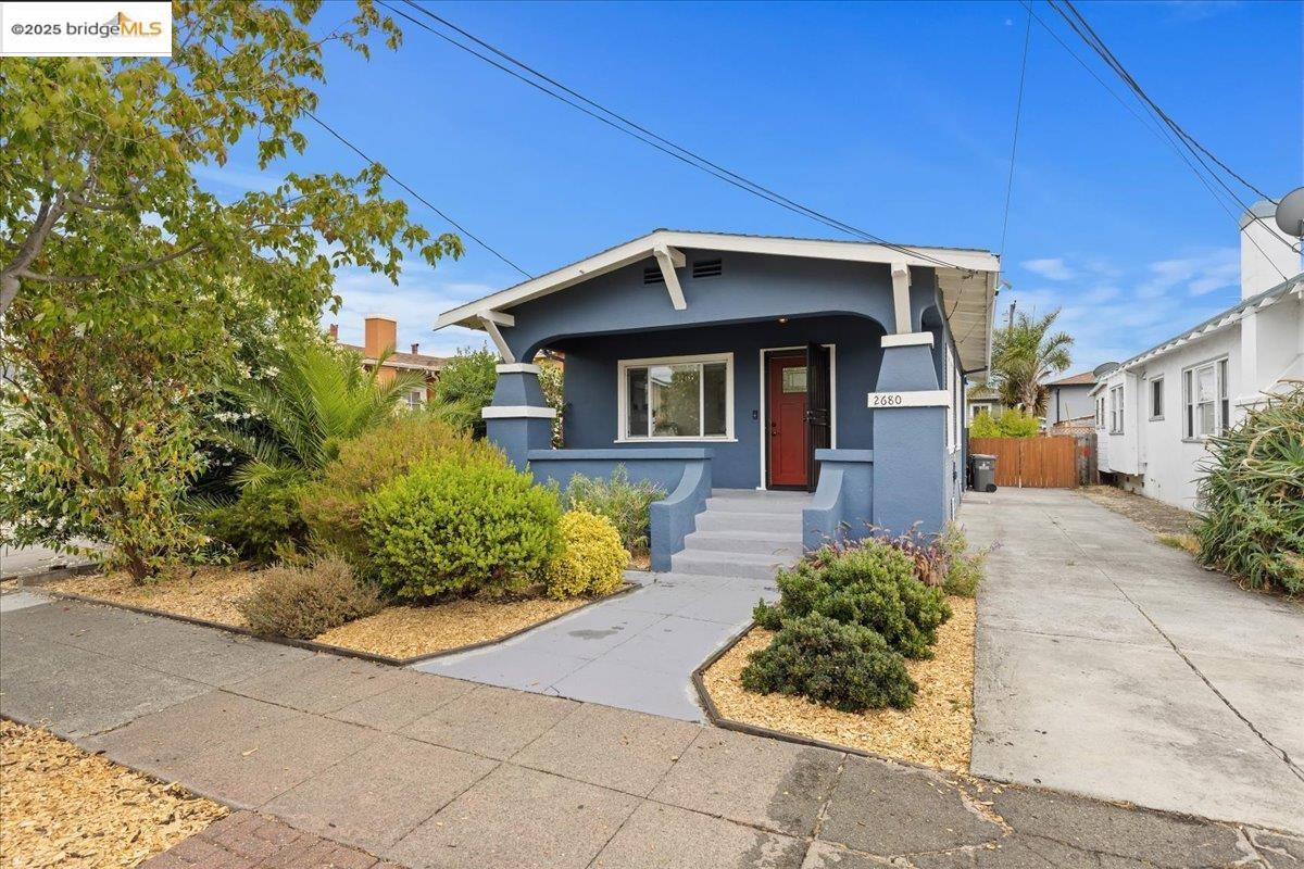 2680 67Th Ave, Oakland, California 94605, 3 Bedrooms Bedrooms, 6 Rooms Rooms,2 BathroomsBathrooms,Residential,For Sale,2680 67Th Ave,41106240