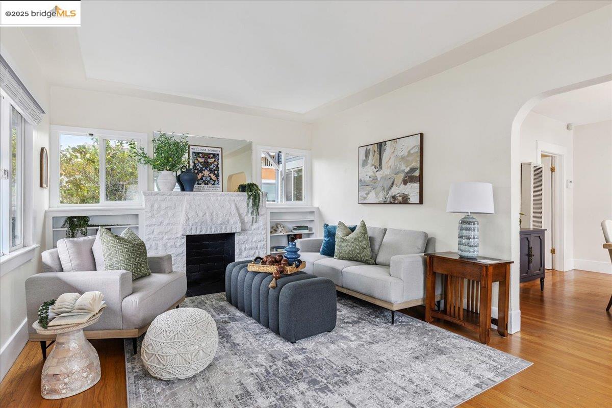 2680 67Th Ave, Oakland, California 94605, 3 Bedrooms Bedrooms, 6 Rooms Rooms,2 BathroomsBathrooms,Residential,For Sale,2680 67Th Ave,41106240