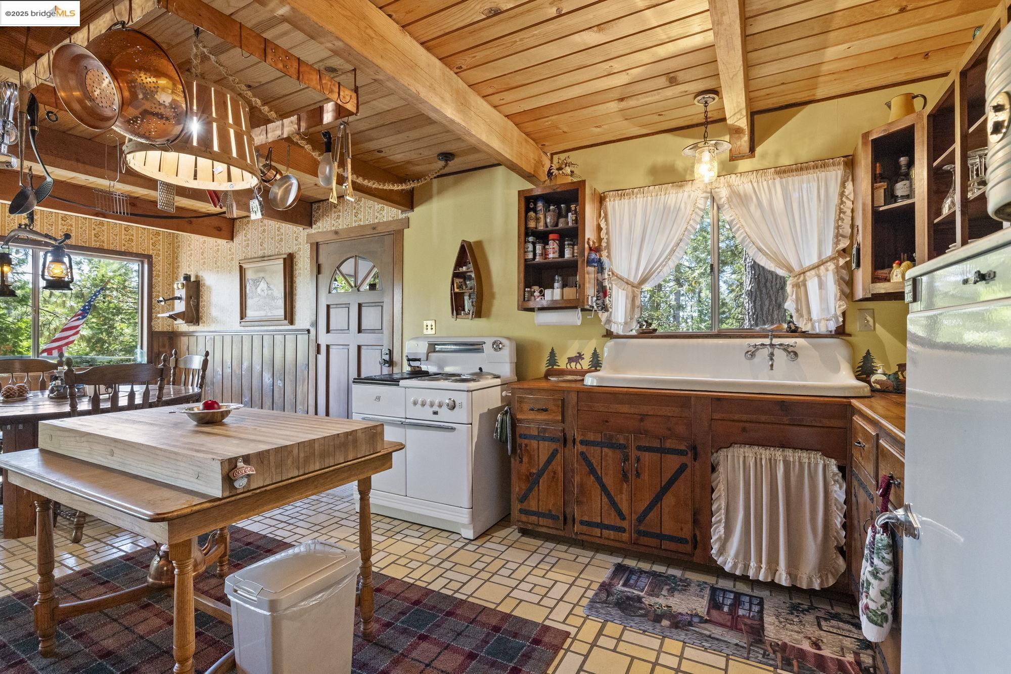 29380 Lassen Dr, Cold Springs, California 95335, 3 Bedrooms Bedrooms, 4 Rooms Rooms,2 BathroomsBathrooms,Residential,For Sale,29380 Lassen Dr,41106242