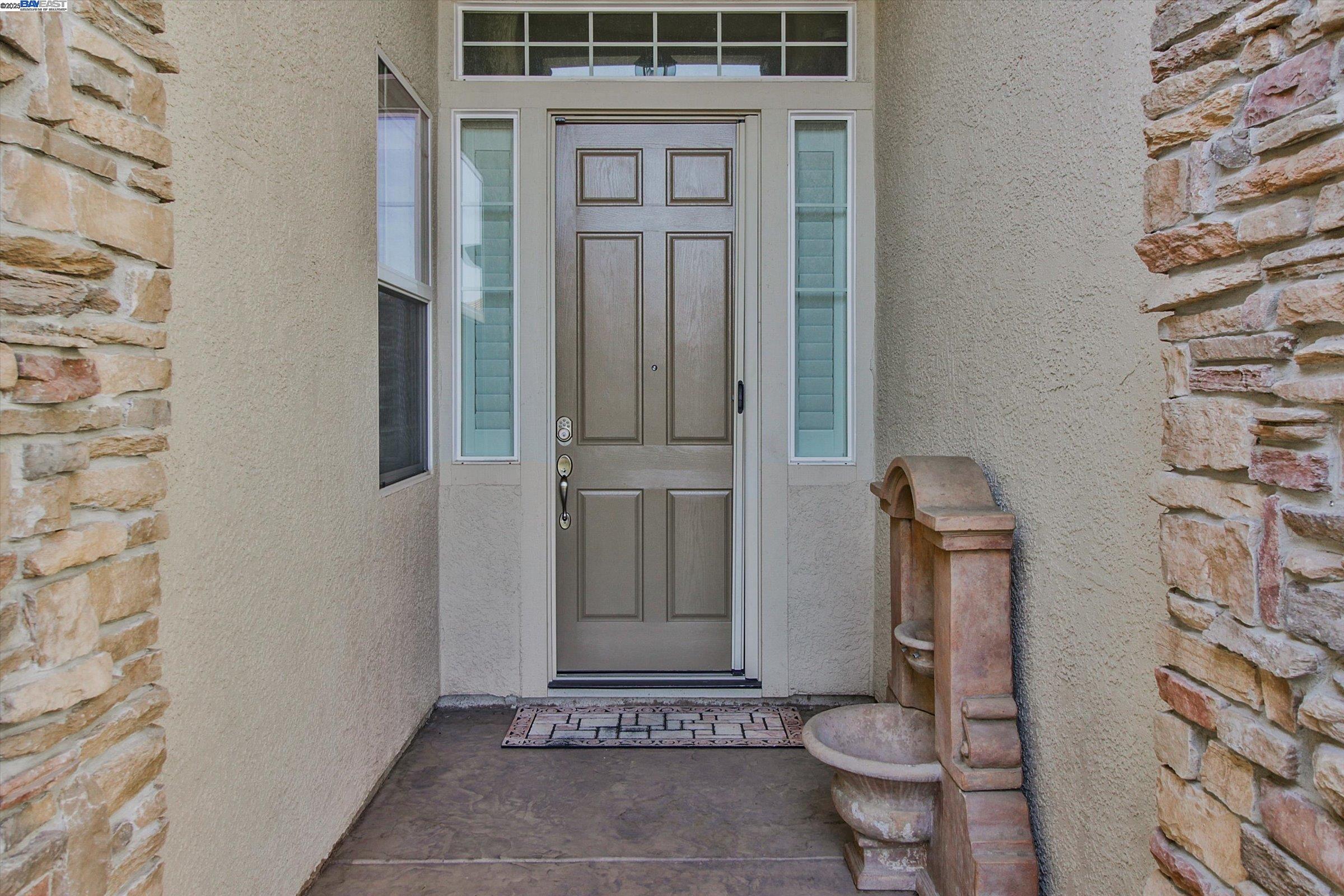 3137 Grasmere Cir, Roseville, California 95661, 3 Bedrooms Bedrooms, ,2 BathroomsBathrooms,Residential,For Sale,3137 Grasmere Cir,41106243