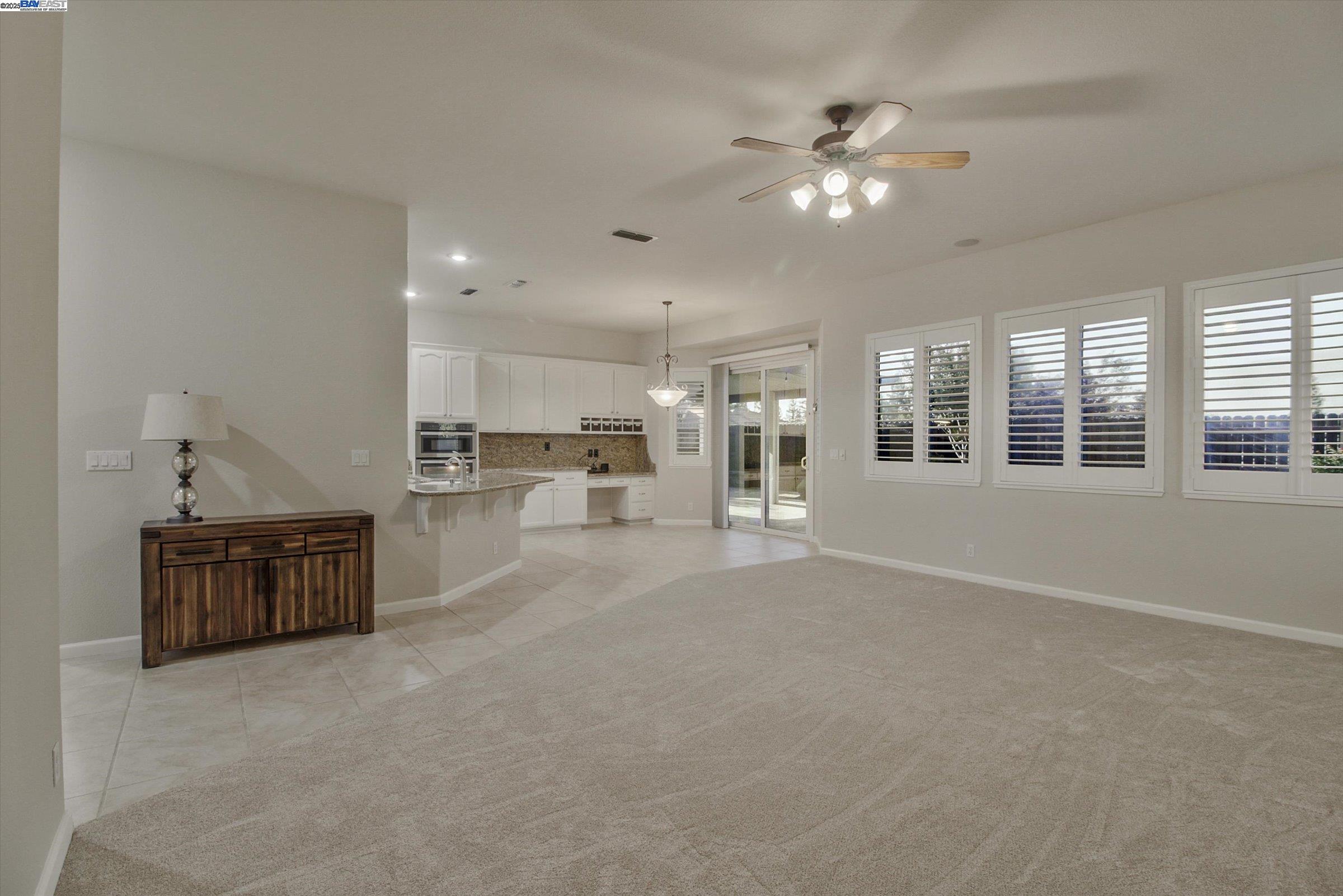 3137 Grasmere Cir, Roseville, California 95661, 3 Bedrooms Bedrooms, ,2 BathroomsBathrooms,Residential,For Sale,3137 Grasmere Cir,41106243