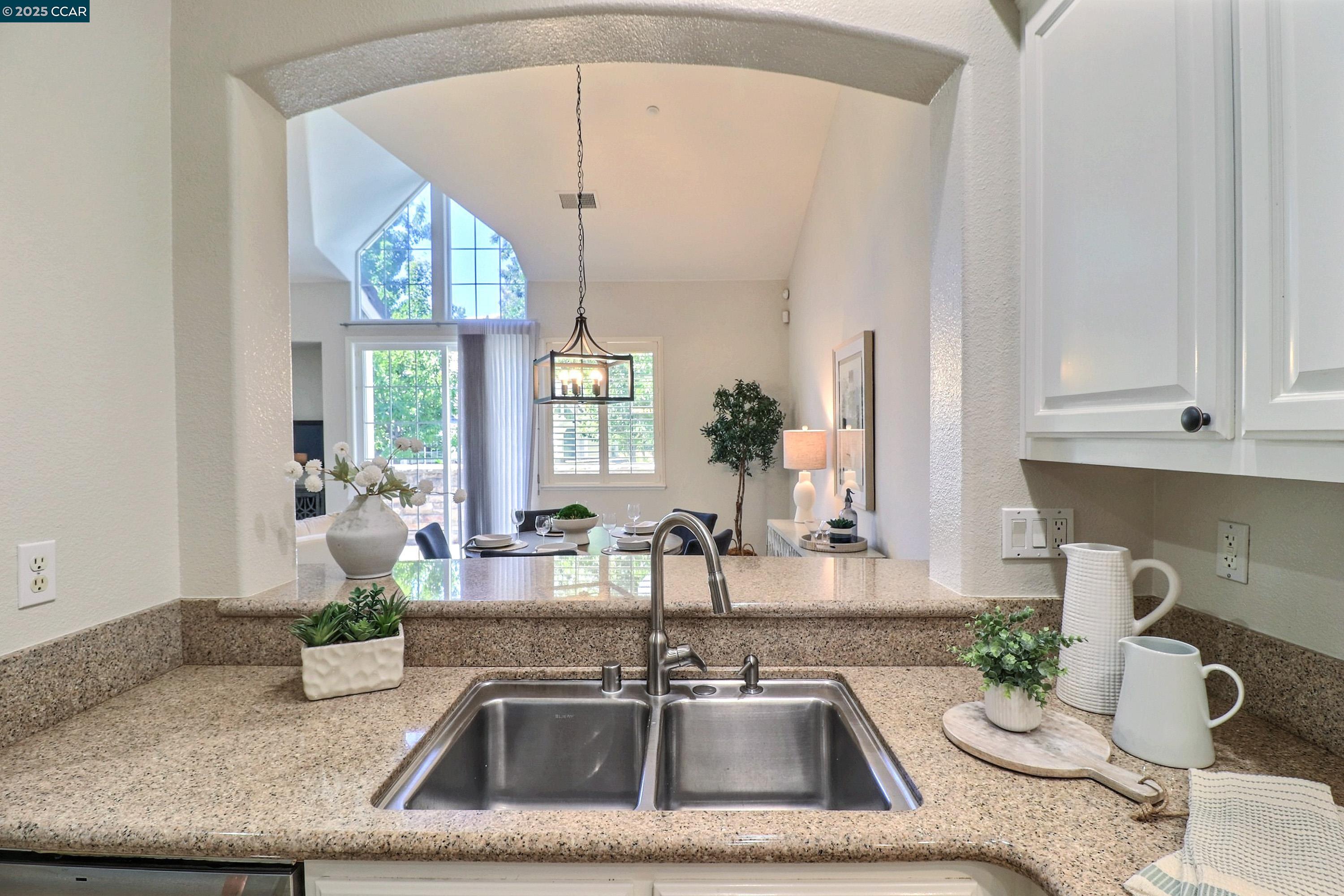 136 Sugarloaf Ct, Alamo, California 94507, 3 Bedrooms Bedrooms, 7 Rooms Rooms,2 BathroomsBathrooms,Residential,For Sale,136 Sugarloaf Ct,41106244