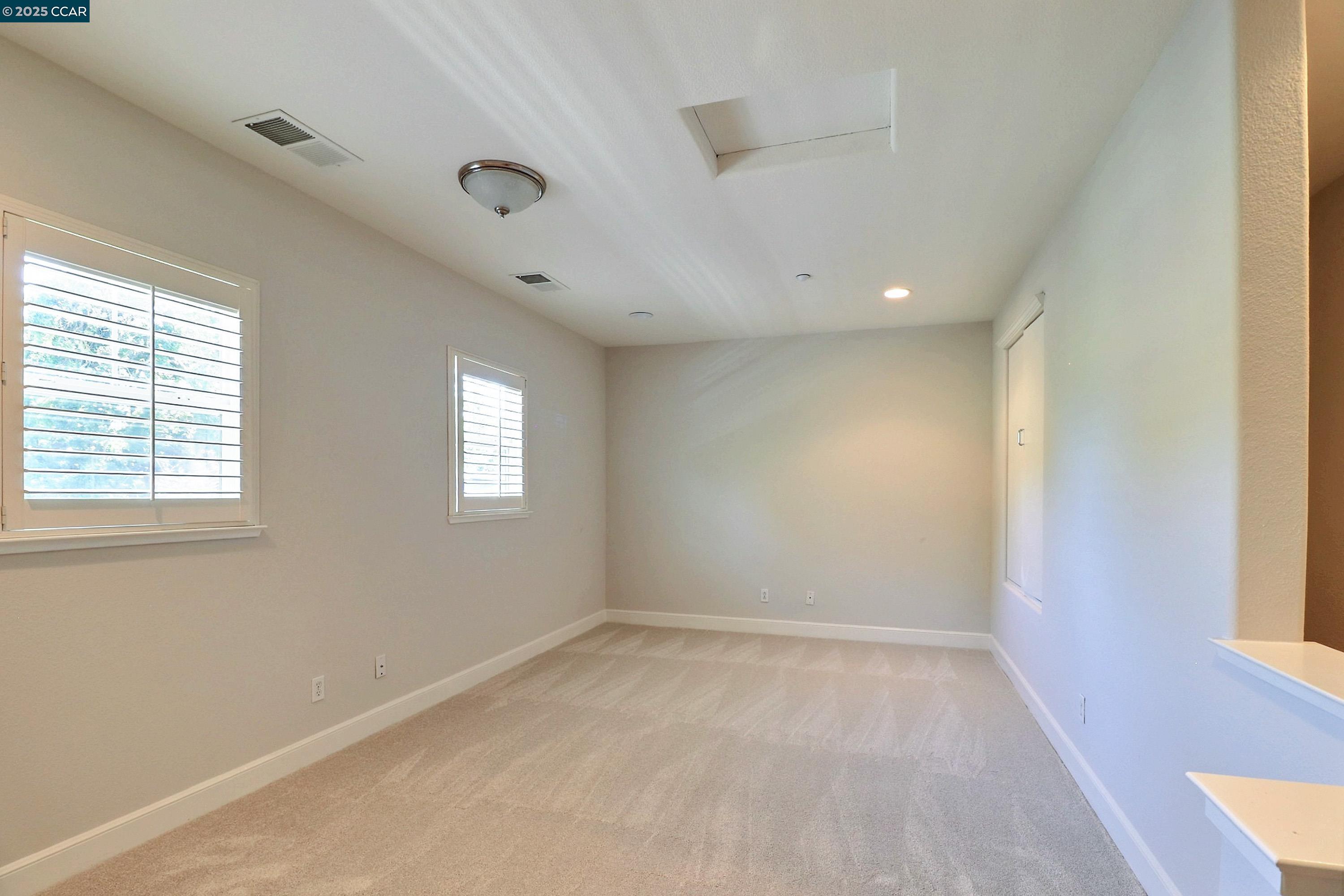 136 Sugarloaf Ct, Alamo, California 94507, 3 Bedrooms Bedrooms, 7 Rooms Rooms,2 BathroomsBathrooms,Residential,For Sale,136 Sugarloaf Ct,41106244
