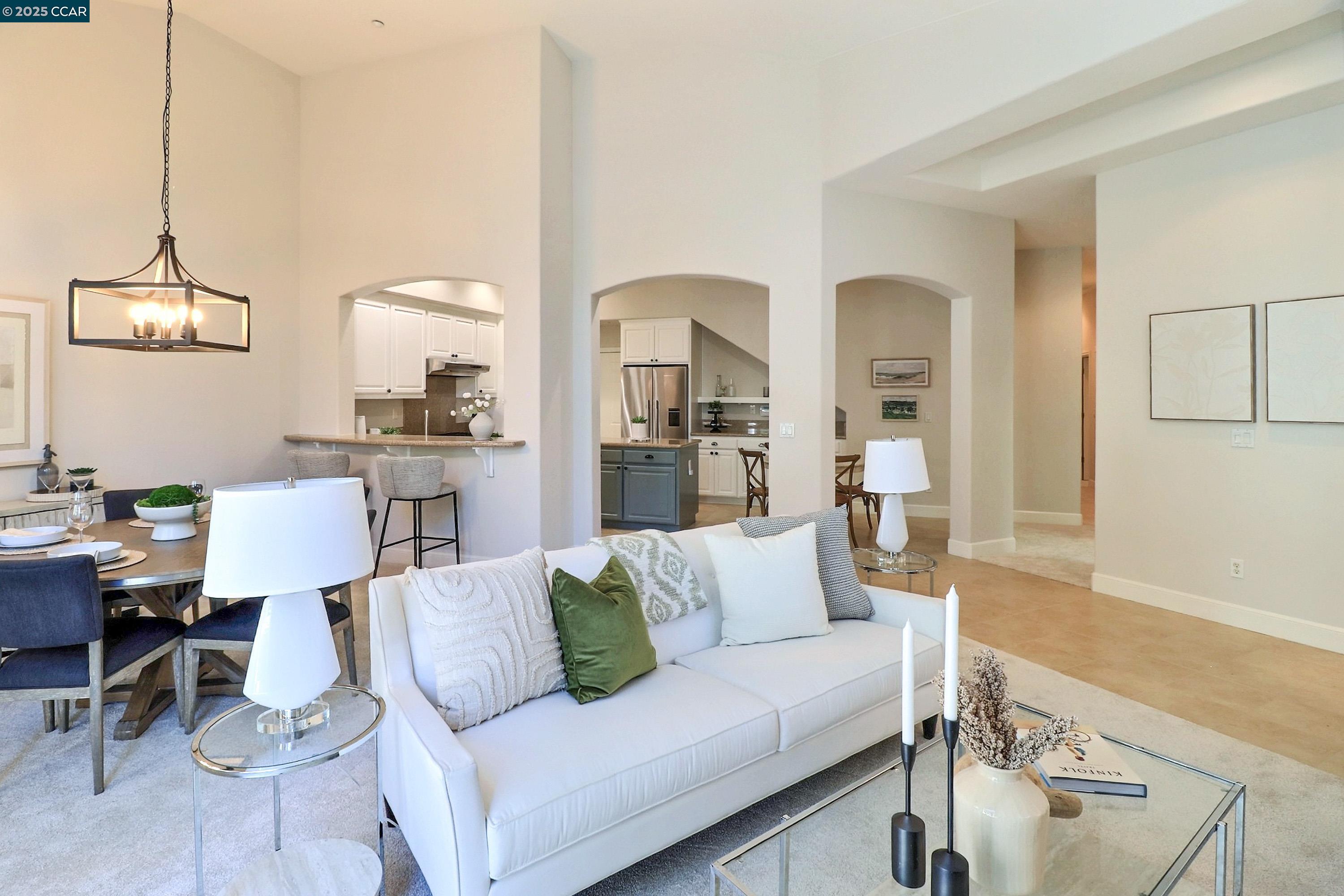 136 Sugarloaf Ct, Alamo, California 94507, 3 Bedrooms Bedrooms, 7 Rooms Rooms,2 BathroomsBathrooms,Residential,For Sale,136 Sugarloaf Ct,41106244