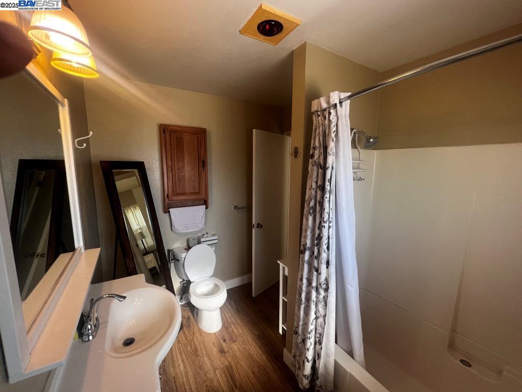 250 Clearlake Ave # A, Lakeport, California 95453, 2 Bedrooms Bedrooms, 4 Rooms Rooms,1 BathroomBathrooms,Residential Lease,For Rent,250 Clearlake Ave # A,41106246