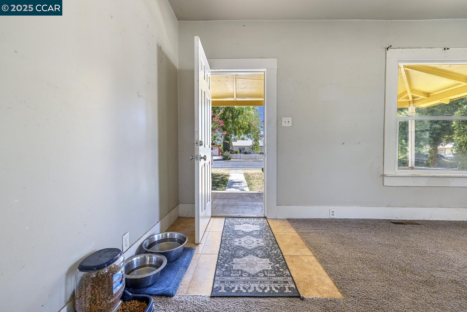 935 E Yosemite Ave, Madera, California 93638, 2 Bedrooms Bedrooms, 7 Rooms Rooms,1 BathroomBathrooms,Residential,For Sale,935 E Yosemite Ave,41106248