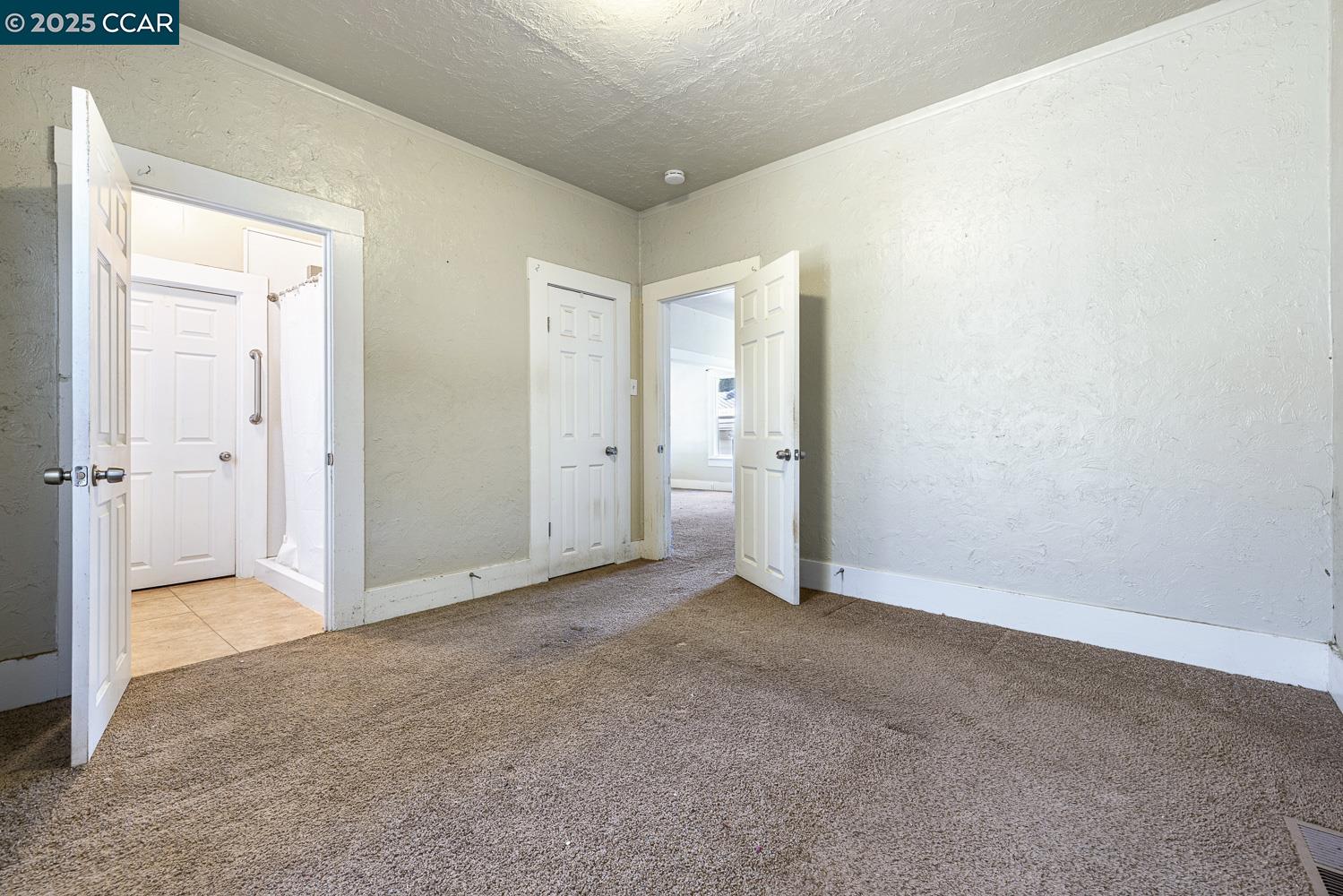 935 E Yosemite Ave, Madera, California 93638, 2 Bedrooms Bedrooms, 7 Rooms Rooms,1 BathroomBathrooms,Residential,For Sale,935 E Yosemite Ave,41106248
