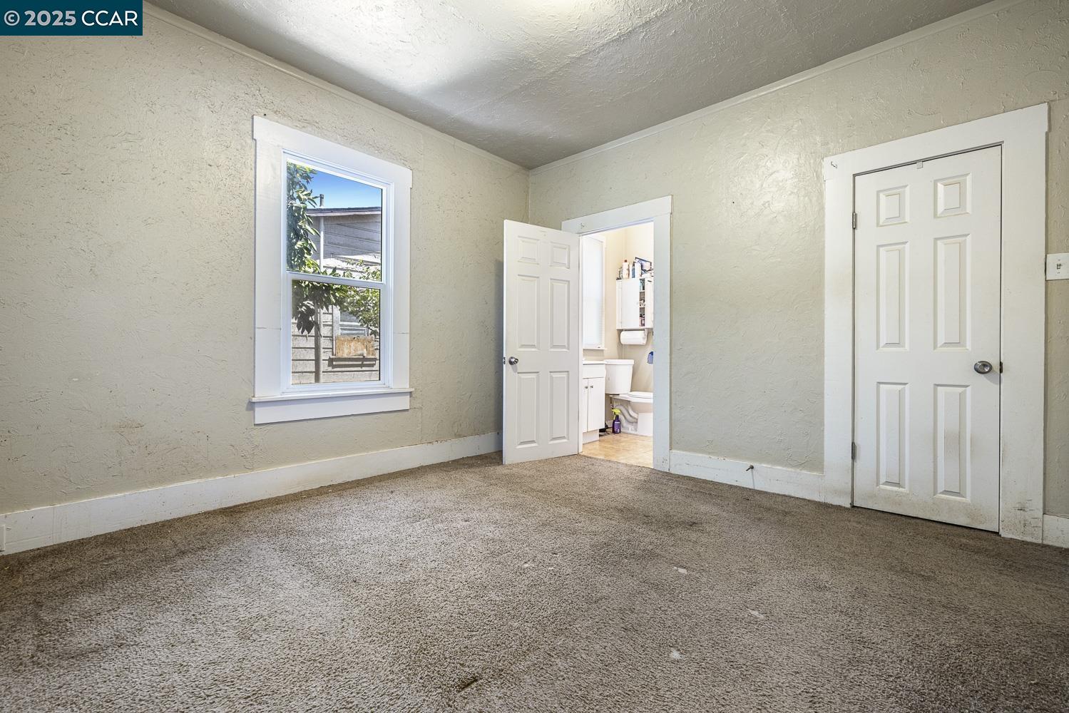 935 E Yosemite Ave, Madera, California 93638, 2 Bedrooms Bedrooms, 7 Rooms Rooms,1 BathroomBathrooms,Residential,For Sale,935 E Yosemite Ave,41106248