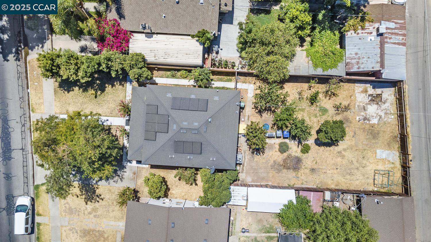 935 E Yosemite Ave, Madera, California 93638, 2 Bedrooms Bedrooms, 7 Rooms Rooms,1 BathroomBathrooms,Residential,For Sale,935 E Yosemite Ave,41106248