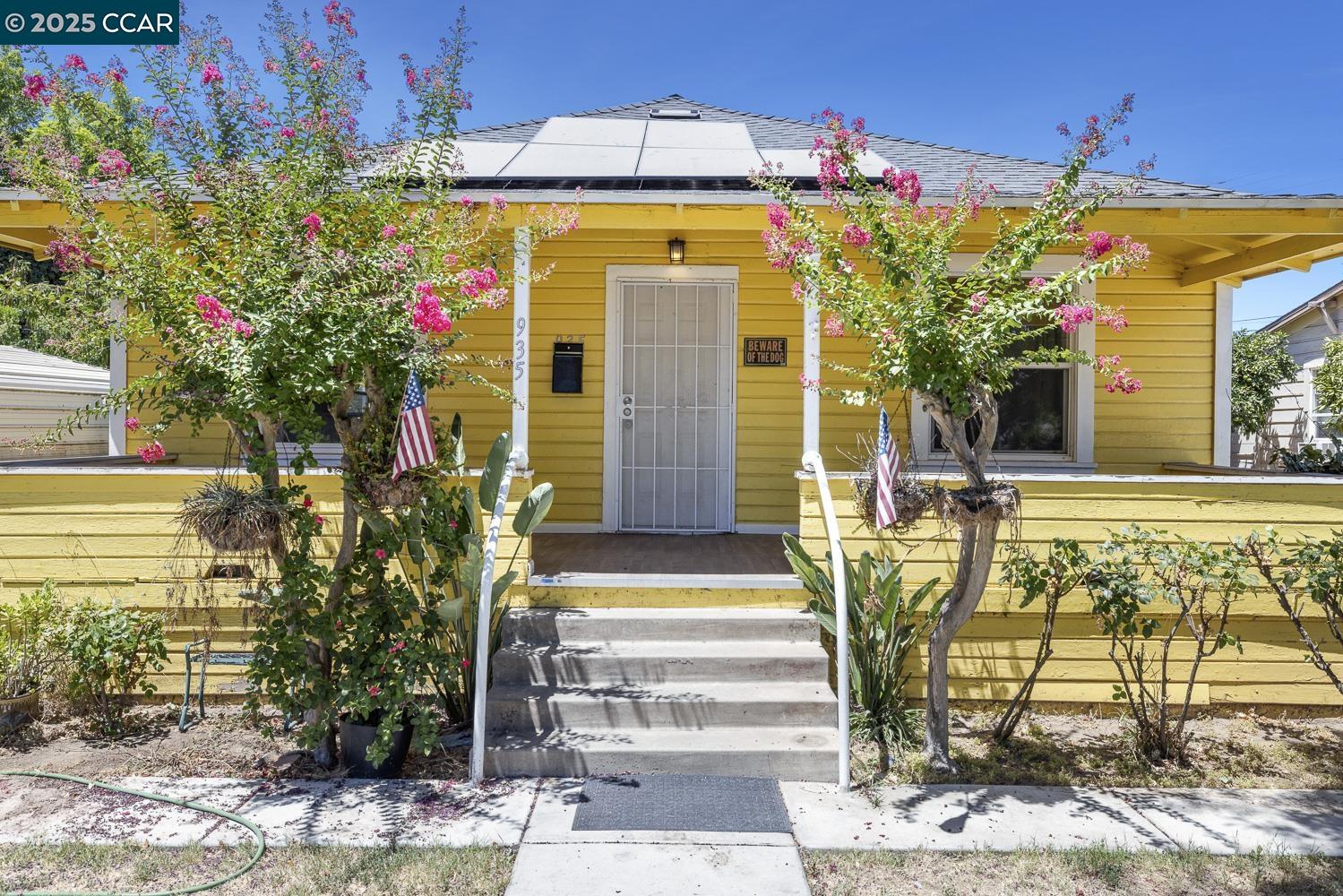 935 E Yosemite Ave, Madera, California 93638, 2 Bedrooms Bedrooms, 7 Rooms Rooms,1 BathroomBathrooms,Residential,For Sale,935 E Yosemite Ave,41106248