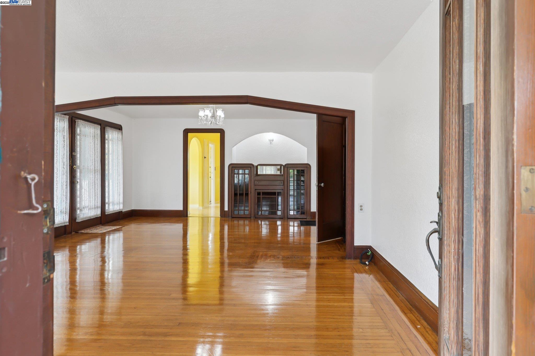 11768 Main St, Sunol, California 94586, 2 Bedrooms Bedrooms, 6 Rooms Rooms,1 BathroomBathrooms,Residential,For Sale,11768 Main St,41106250