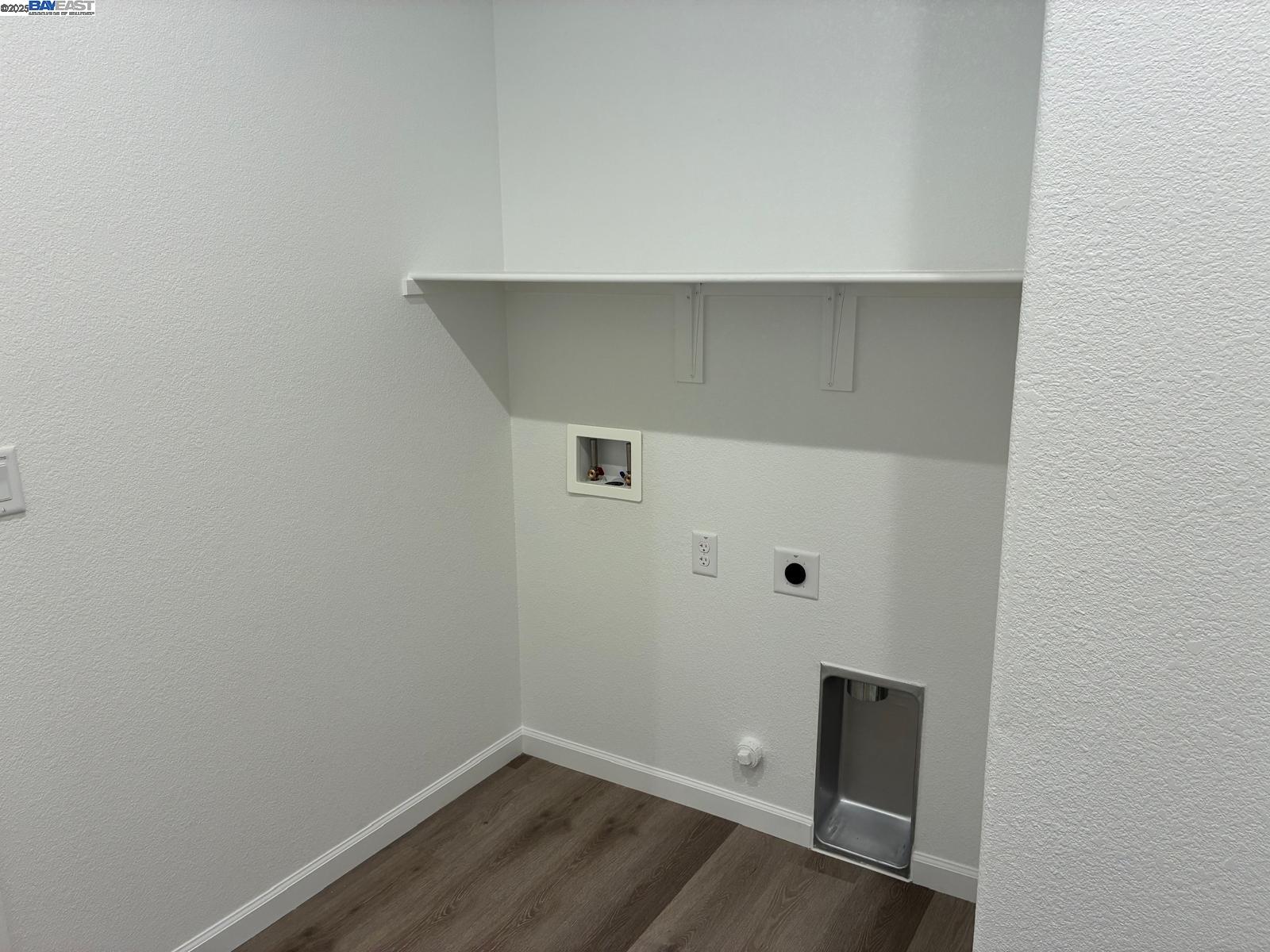 3024 Red Canard Way, Roseville, California 94568, 4 Bedrooms Bedrooms, 6 Rooms Rooms,2 BathroomsBathrooms,Residential Lease,For Rent,3024 Red Canard Way,41106252