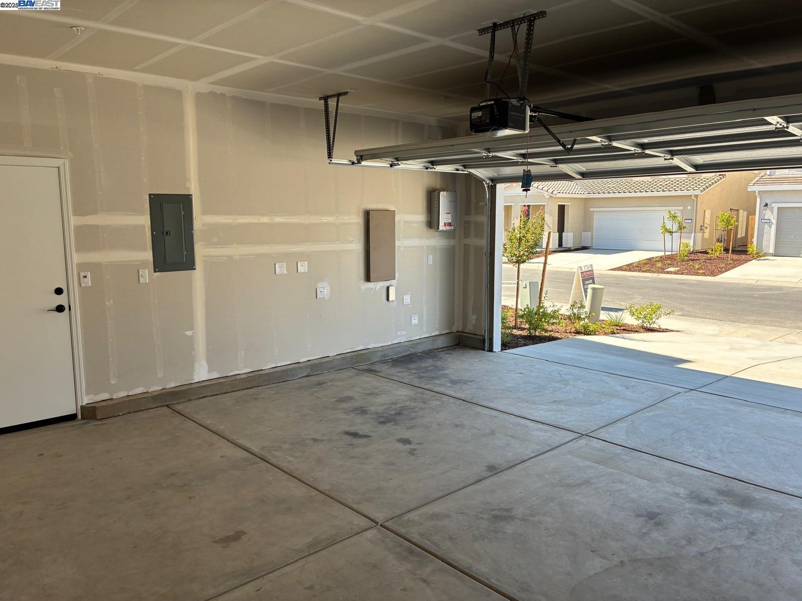 3024 Red Canard Way, Roseville, California 94568, 4 Bedrooms Bedrooms, 6 Rooms Rooms,2 BathroomsBathrooms,Residential Lease,For Rent,3024 Red Canard Way,41106252