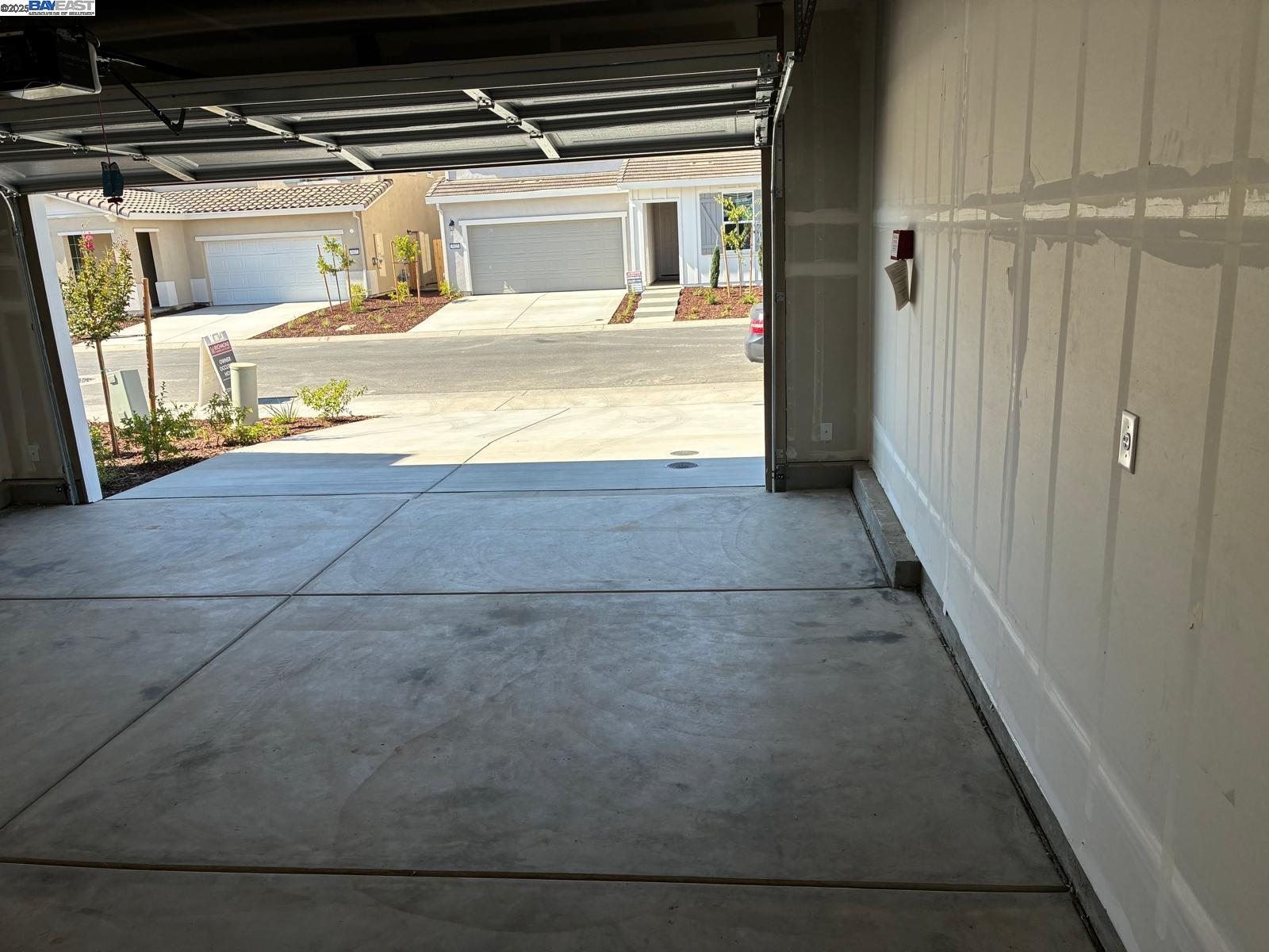 3024 Red Canard Way, Roseville, California 94568, 4 Bedrooms Bedrooms, 6 Rooms Rooms,2 BathroomsBathrooms,Residential Lease,For Rent,3024 Red Canard Way,41106252