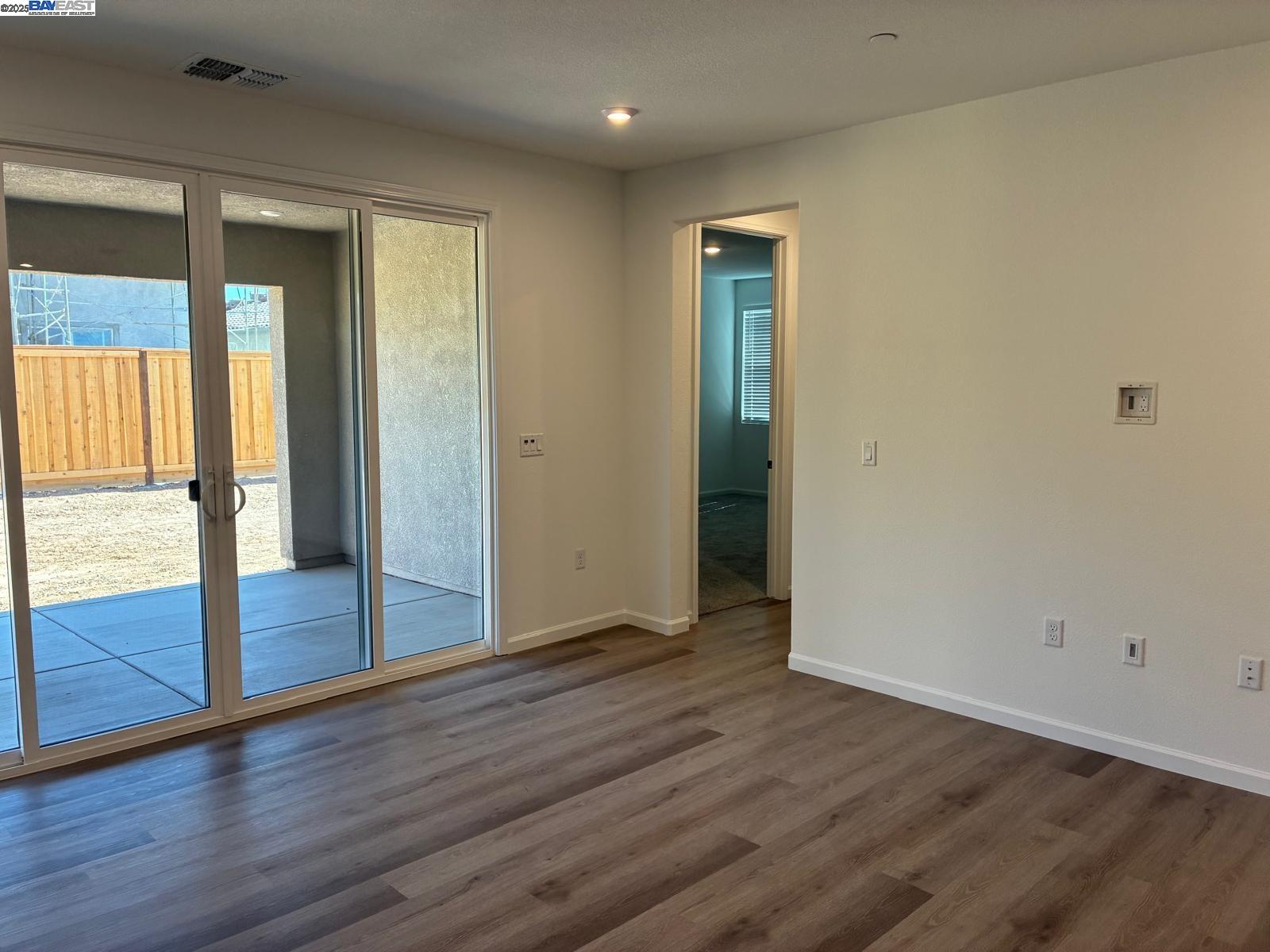 3024 Red Canard Way, Roseville, California 94568, 4 Bedrooms Bedrooms, 6 Rooms Rooms,2 BathroomsBathrooms,Residential Lease,For Rent,3024 Red Canard Way,41106252