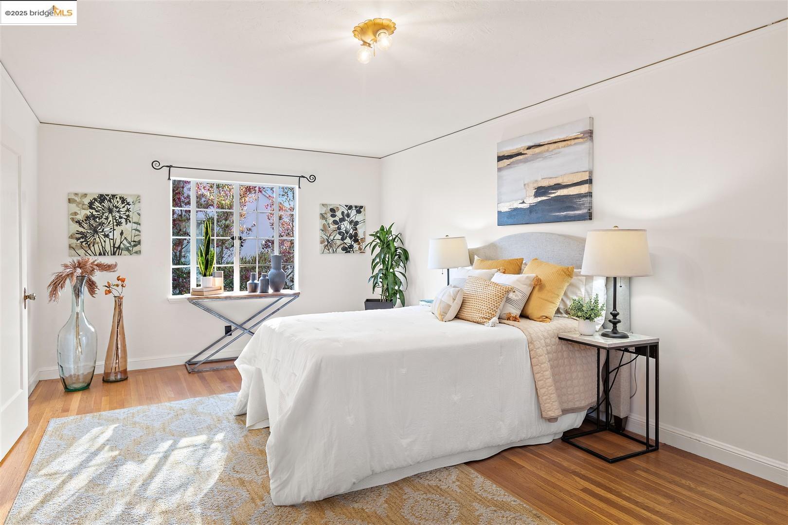 543 58Th St, Oakland, California 94609, 3 Bedrooms Bedrooms, 6 Rooms Rooms,1 BathroomBathrooms,Residential,For Sale,543 58Th St,41106254