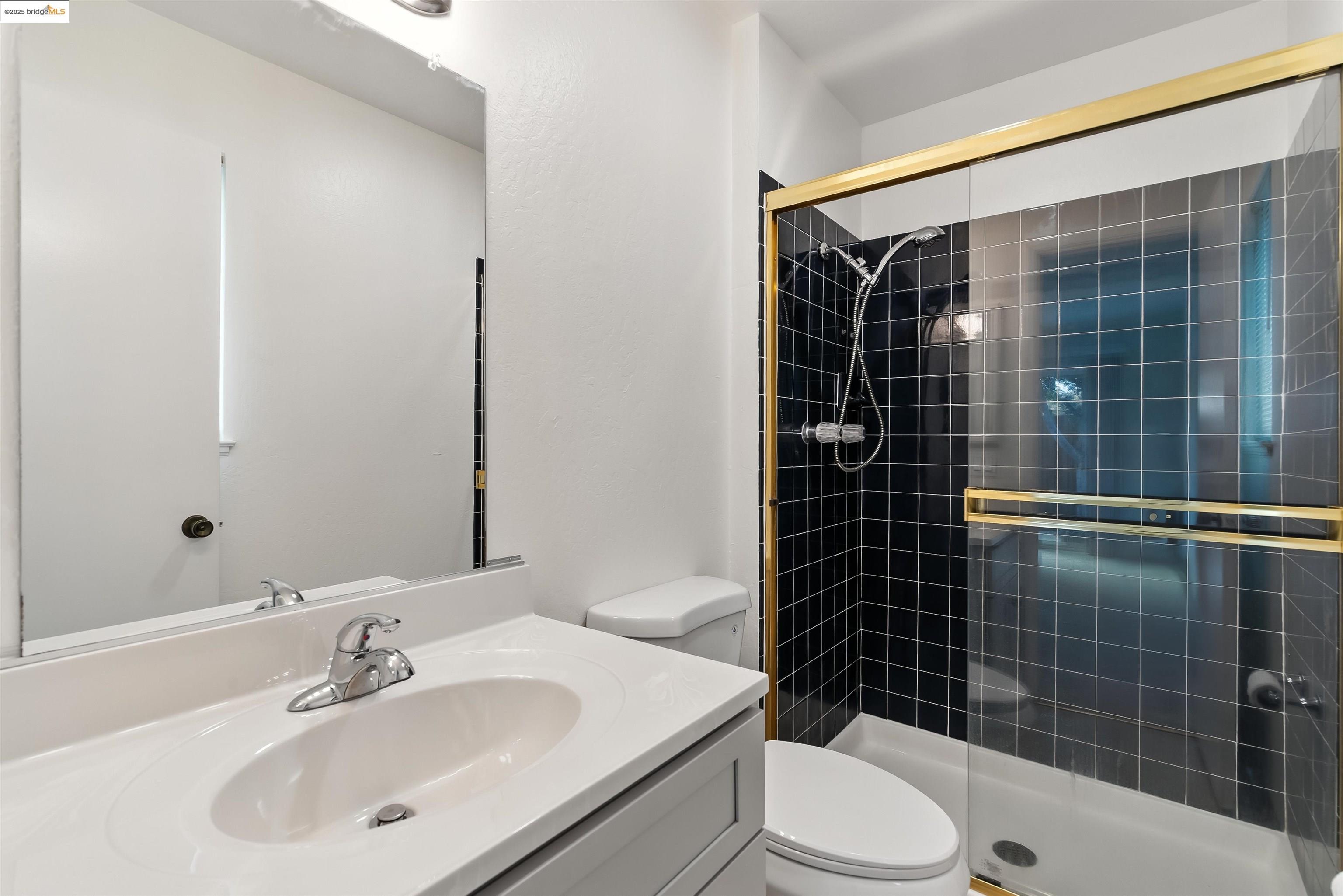 14617 Doolittle Dr, San Leandro, California 94577, 2 Bedrooms Bedrooms, 4 Rooms Rooms,2 BathroomsBathrooms,Residential,For Sale,14617 Doolittle Dr,41106255