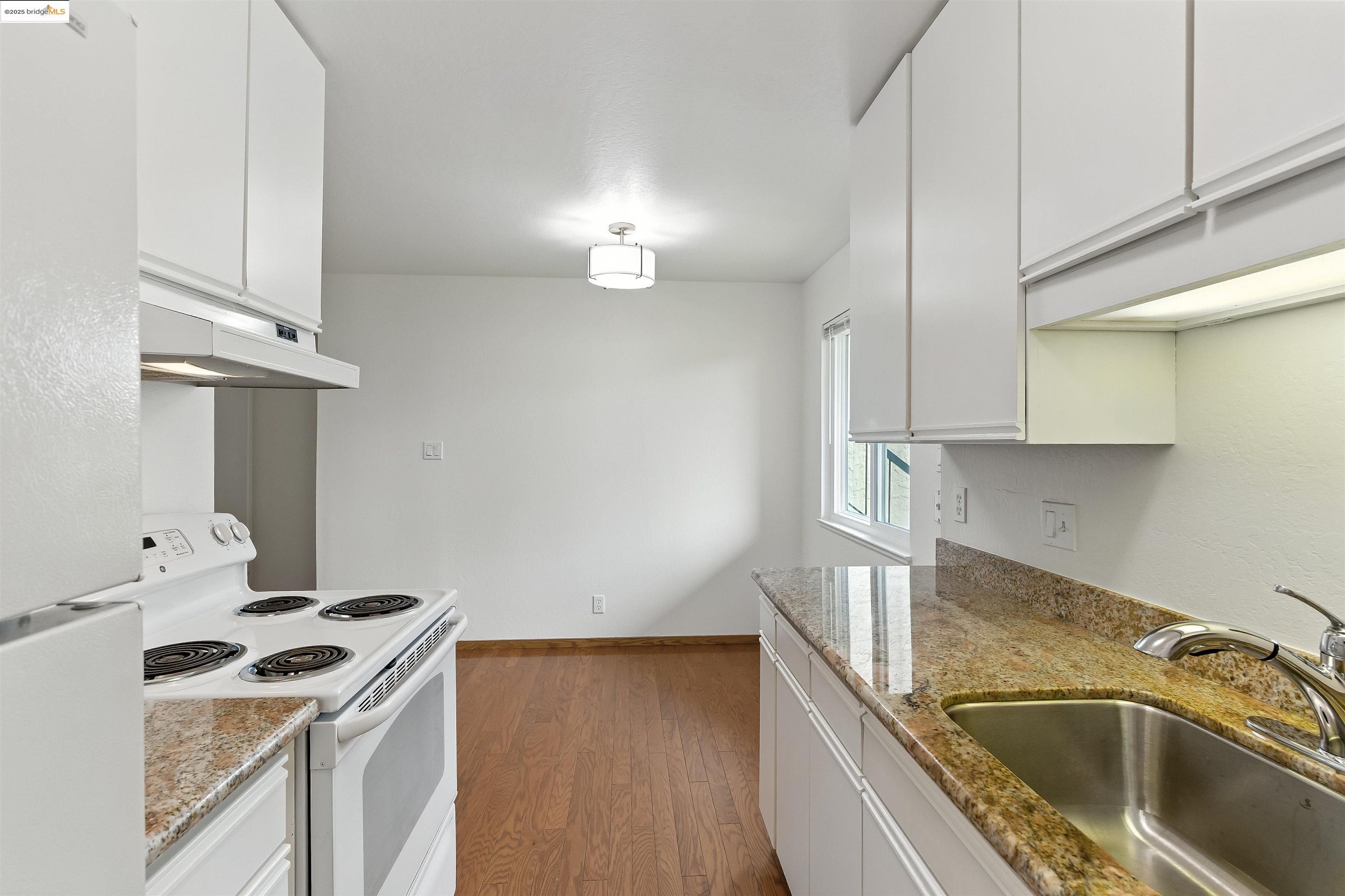 14617 Doolittle Dr, San Leandro, California 94577, 2 Bedrooms Bedrooms, 4 Rooms Rooms,2 BathroomsBathrooms,Residential,For Sale,14617 Doolittle Dr,41106255