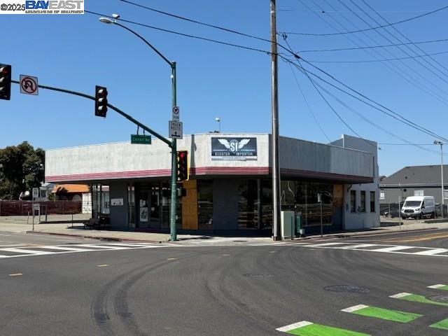 1825 Park St, Alameda, California 94501, ,Commercial Sale,For Sale,1825 Park St,41106256