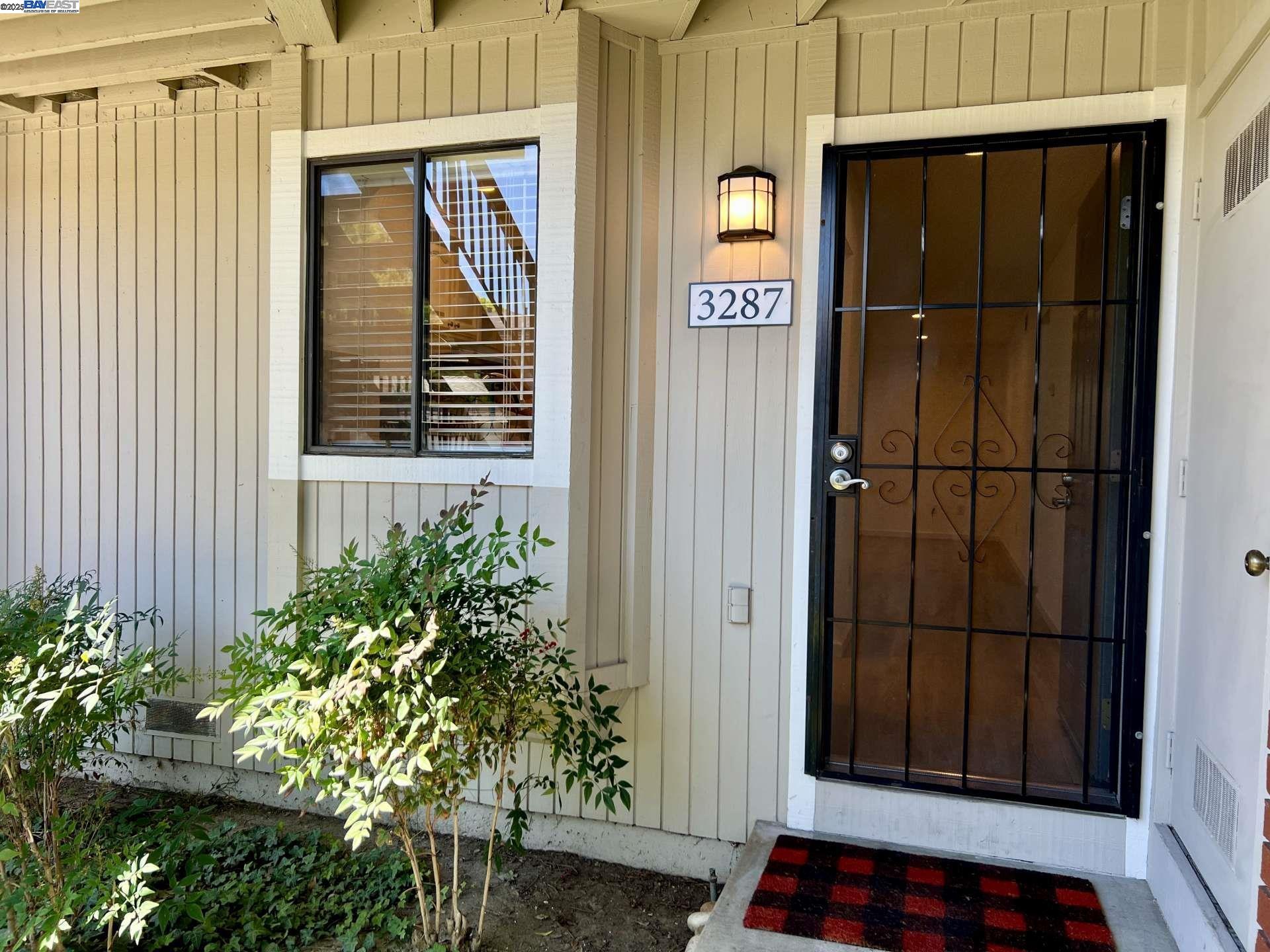 Front Image Thumbnail for BE41106263