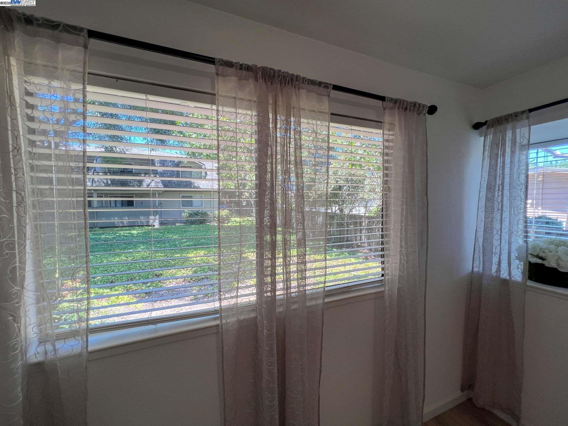 3287 Shadow Park Pl, San Jose, California 95121, 2 Bedrooms Bedrooms, 4 Rooms Rooms,1 BathroomBathrooms,Residential,For Sale,3287 Shadow Park Pl,41106263