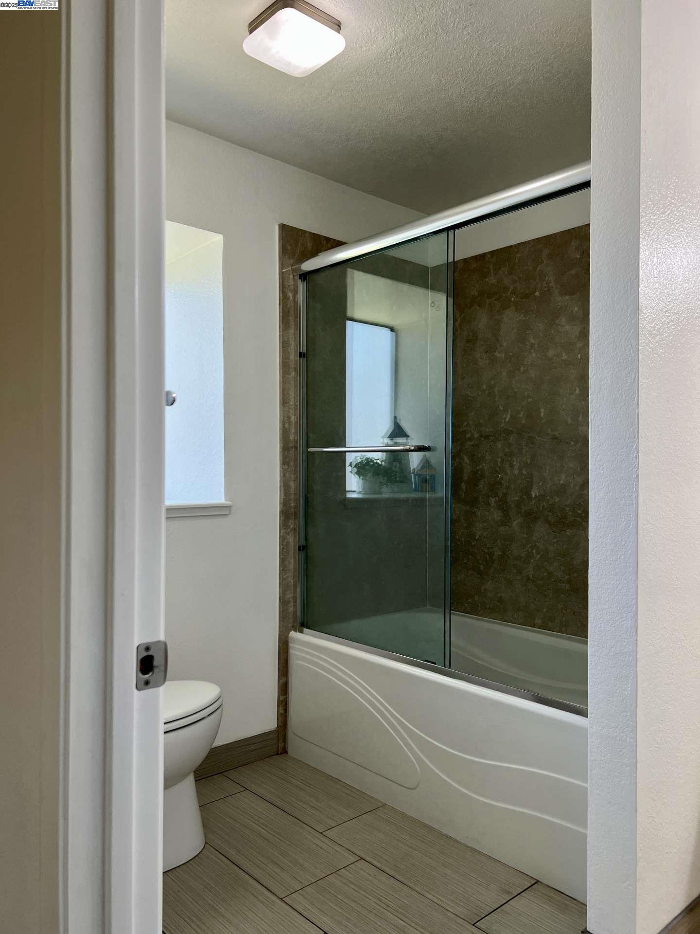 3287 Shadow Park Pl, San Jose, California 95121, 2 Bedrooms Bedrooms, 4 Rooms Rooms,1 BathroomBathrooms,Residential,For Sale,3287 Shadow Park Pl,41106263