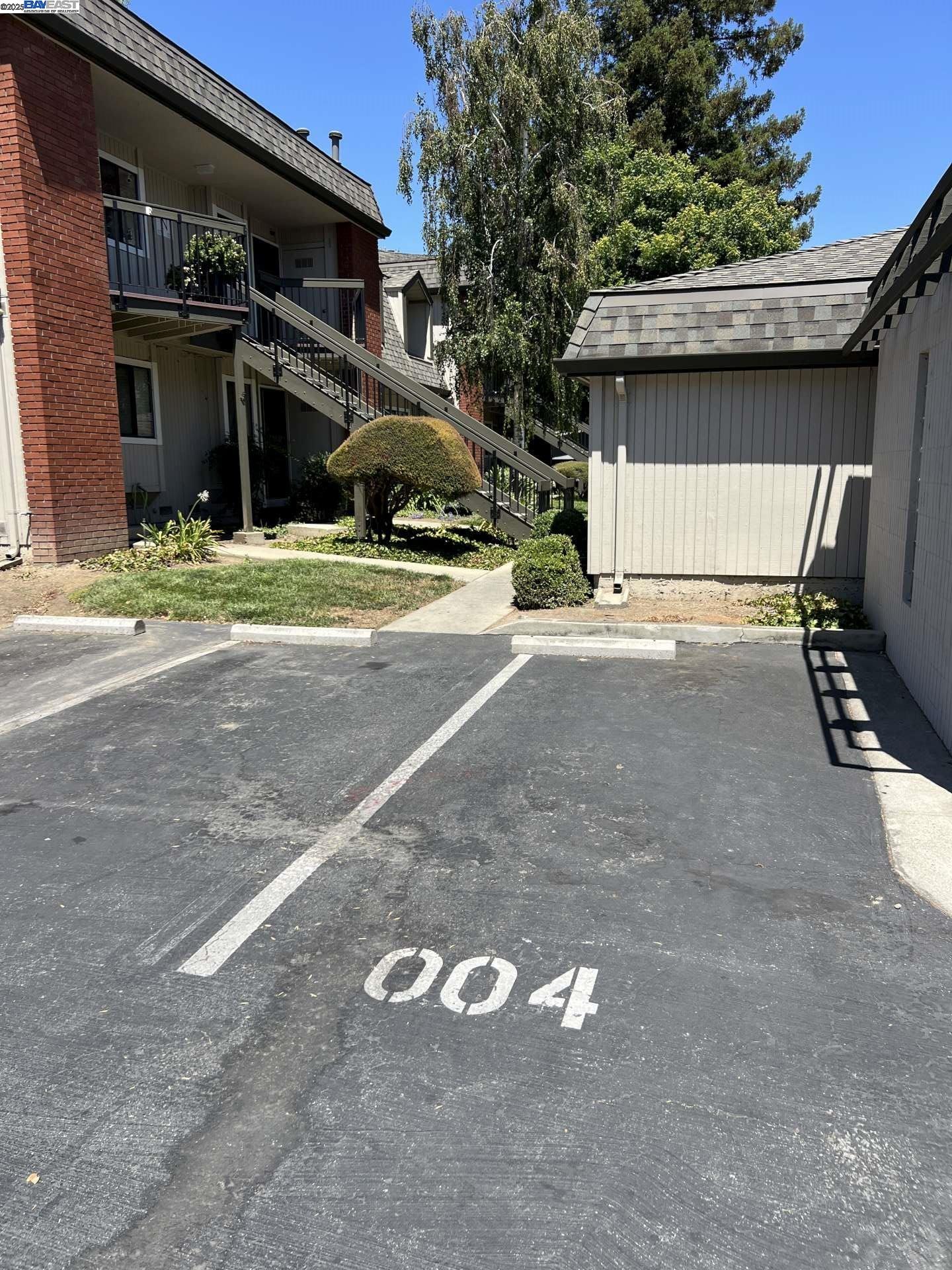 3287 Shadow Park Pl, San Jose, California 95121, 2 Bedrooms Bedrooms, 4 Rooms Rooms,1 BathroomBathrooms,Residential,For Sale,3287 Shadow Park Pl,41106263