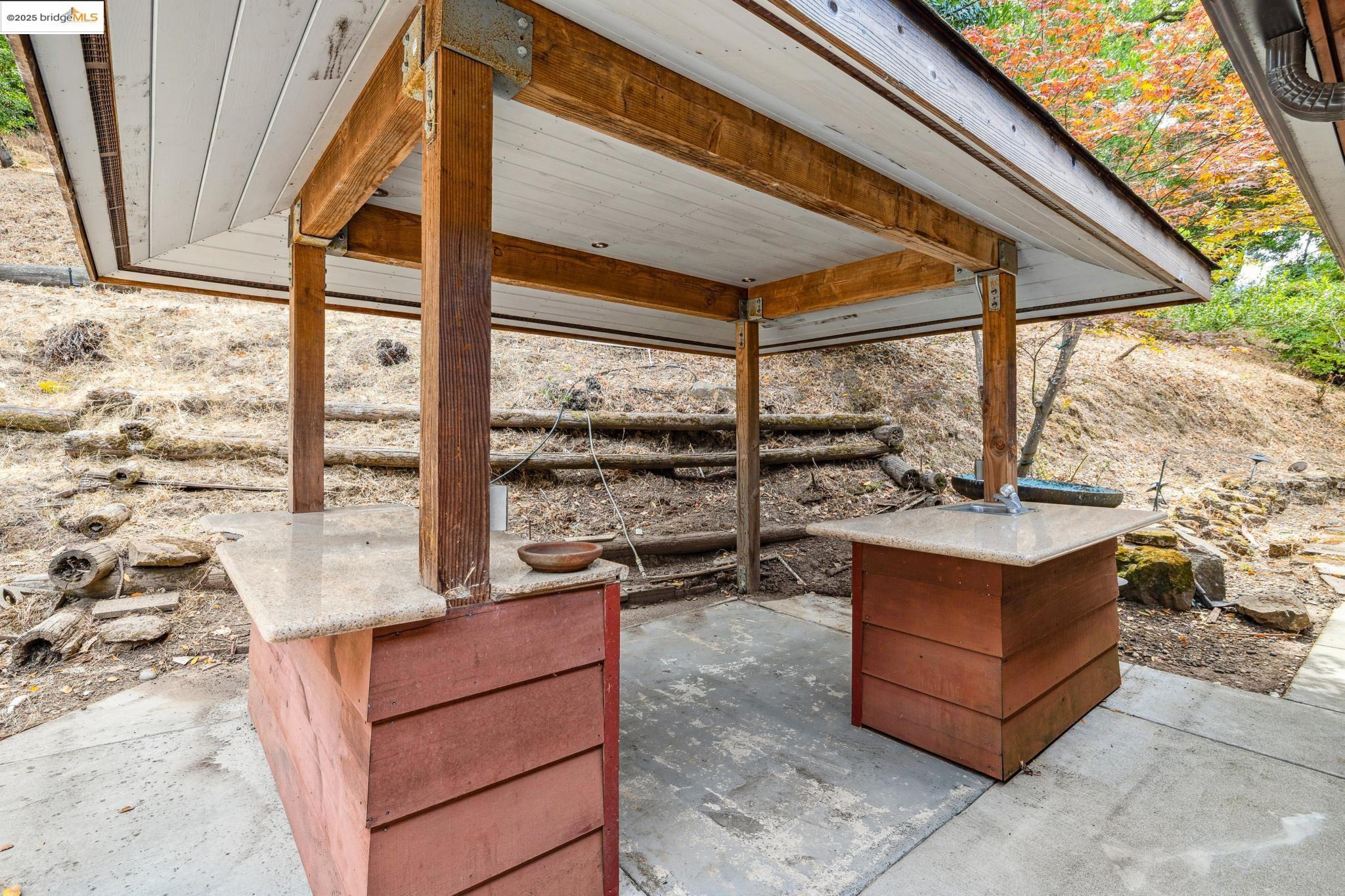 5201 Alhambra Valley Rd, Martinez, California 94553, 3 Bedrooms Bedrooms, 7 Rooms Rooms,3 BathroomsBathrooms,Residential,For Sale,5201 Alhambra Valley Rd,41106264