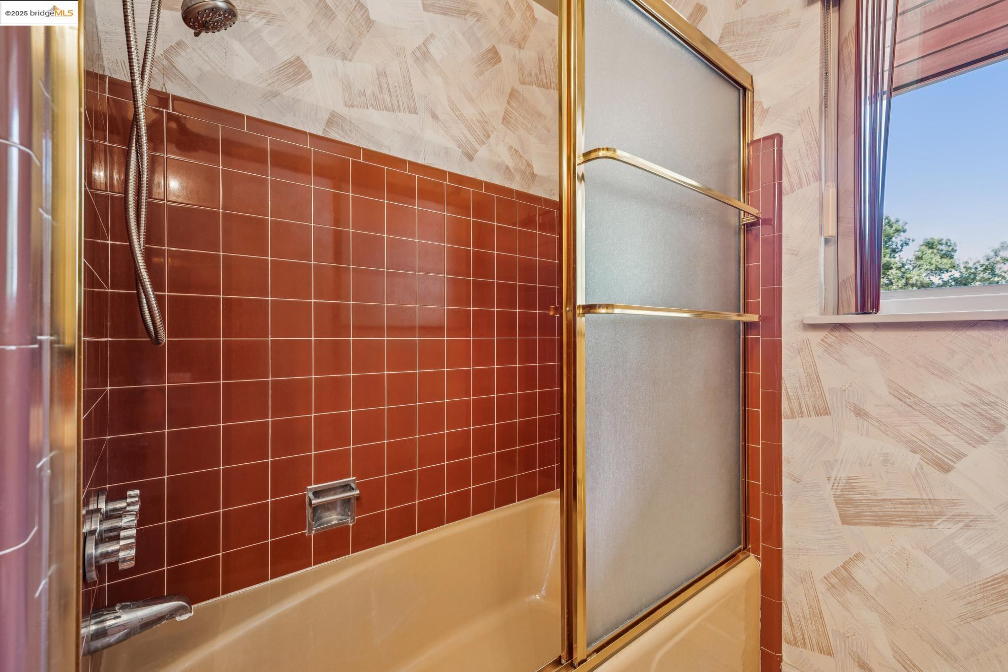 5201 Alhambra Valley Rd, Martinez, California 94553, 3 Bedrooms Bedrooms, 7 Rooms Rooms,3 BathroomsBathrooms,Residential,For Sale,5201 Alhambra Valley Rd,41106264