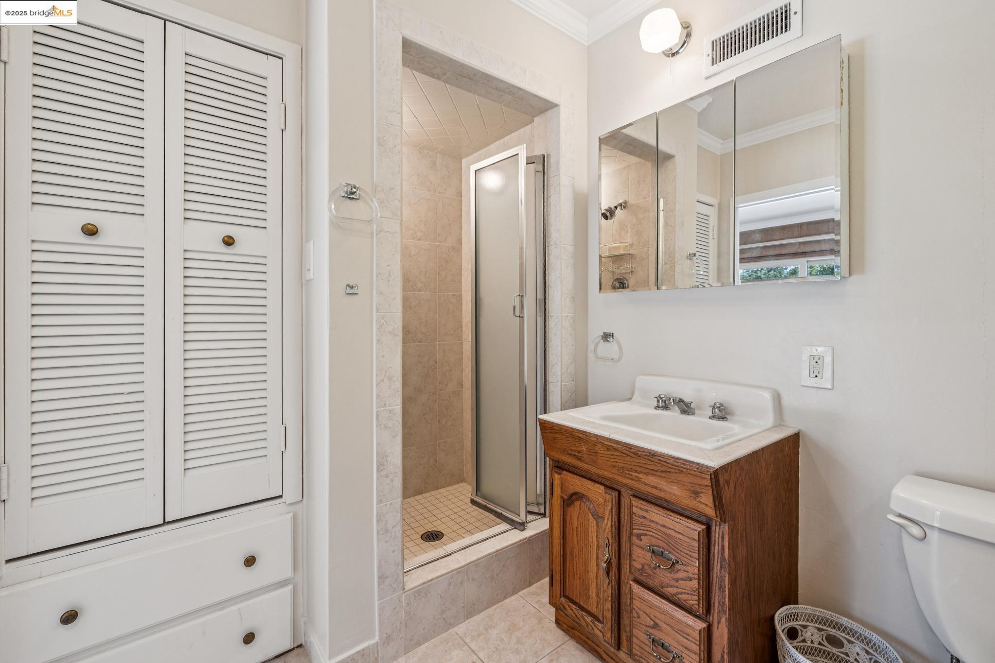 5201 Alhambra Valley Rd, Martinez, California 94553, 3 Bedrooms Bedrooms, 7 Rooms Rooms,3 BathroomsBathrooms,Residential,For Sale,5201 Alhambra Valley Rd,41106264