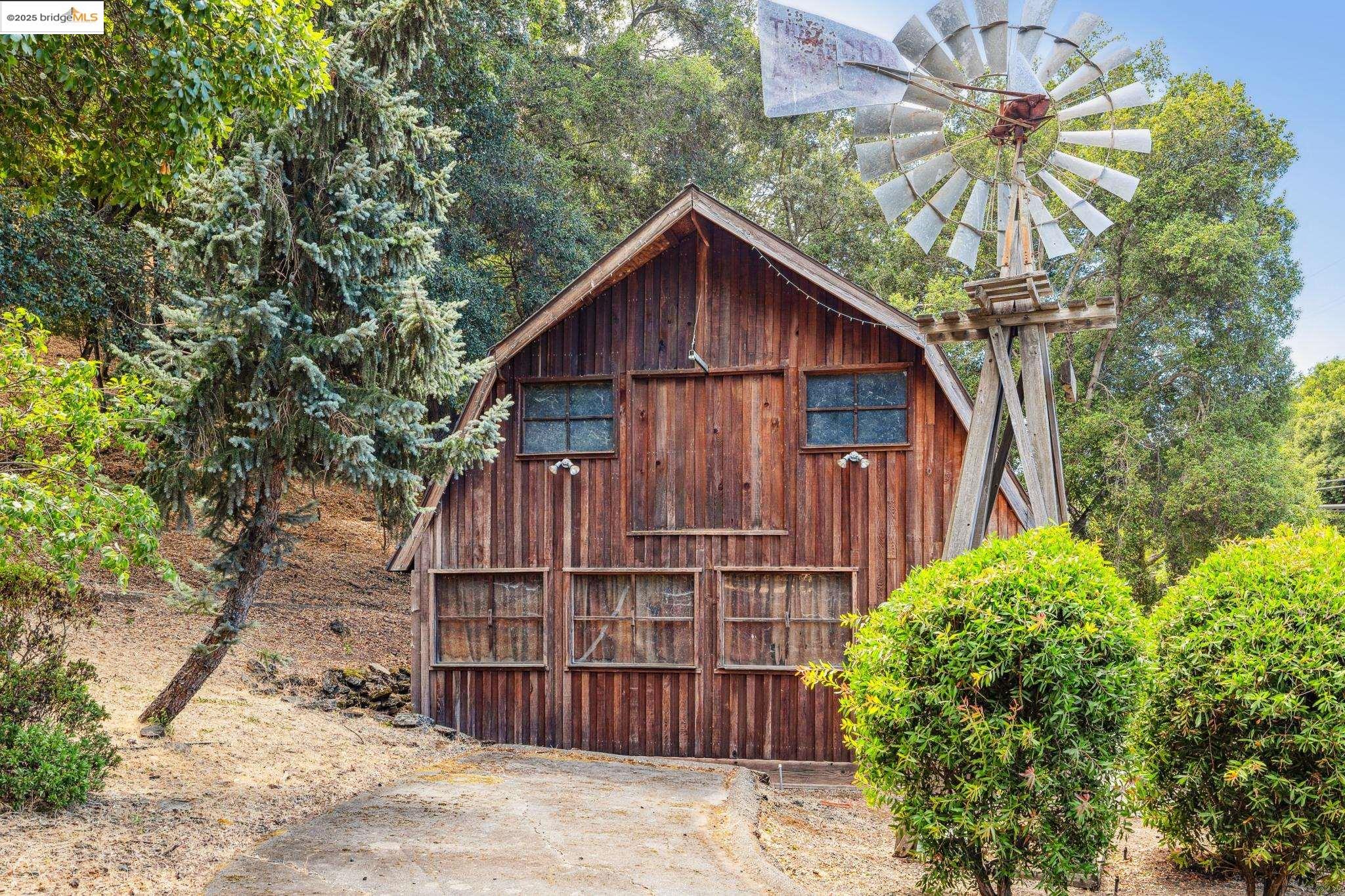 5201 Alhambra Valley Rd, Martinez, California 94553, 3 Bedrooms Bedrooms, 7 Rooms Rooms,3 BathroomsBathrooms,Residential,For Sale,5201 Alhambra Valley Rd,41106264