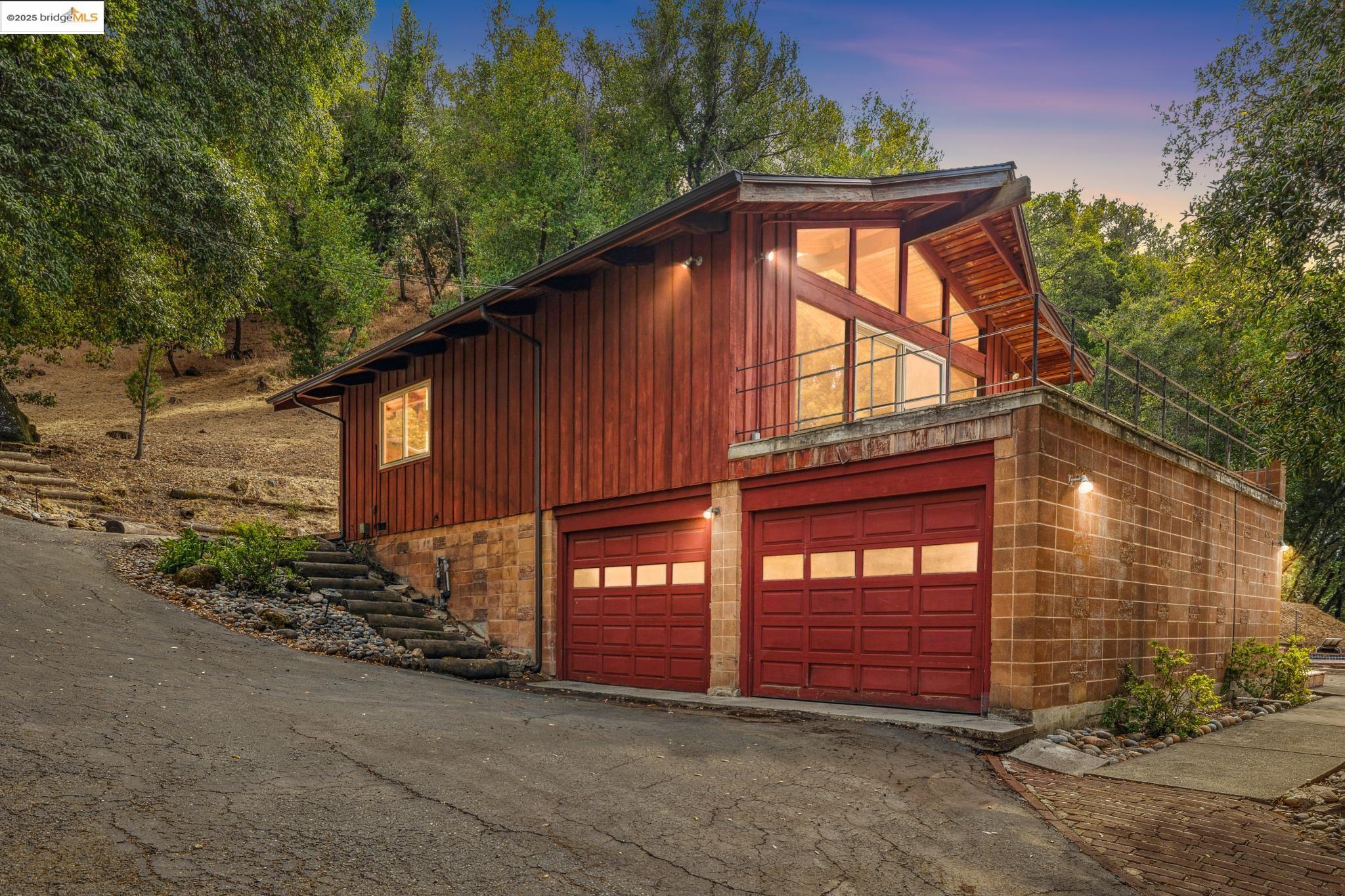 5201 Alhambra Valley Rd, Martinez, California 94553, 3 Bedrooms Bedrooms, 7 Rooms Rooms,3 BathroomsBathrooms,Residential,For Sale,5201 Alhambra Valley Rd,41106264