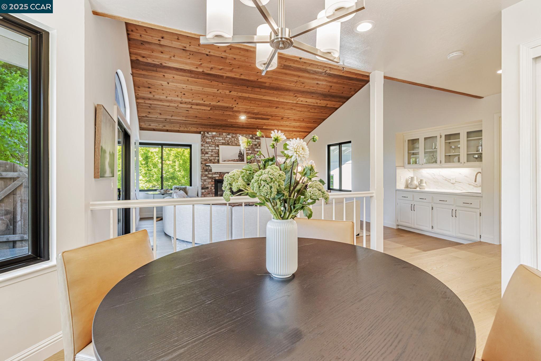 Detail Gallery Image 17 of 56 For 38 Sanders Ranch Rd, Moraga,  CA 94556 - 4 Beds | 2/1 Baths