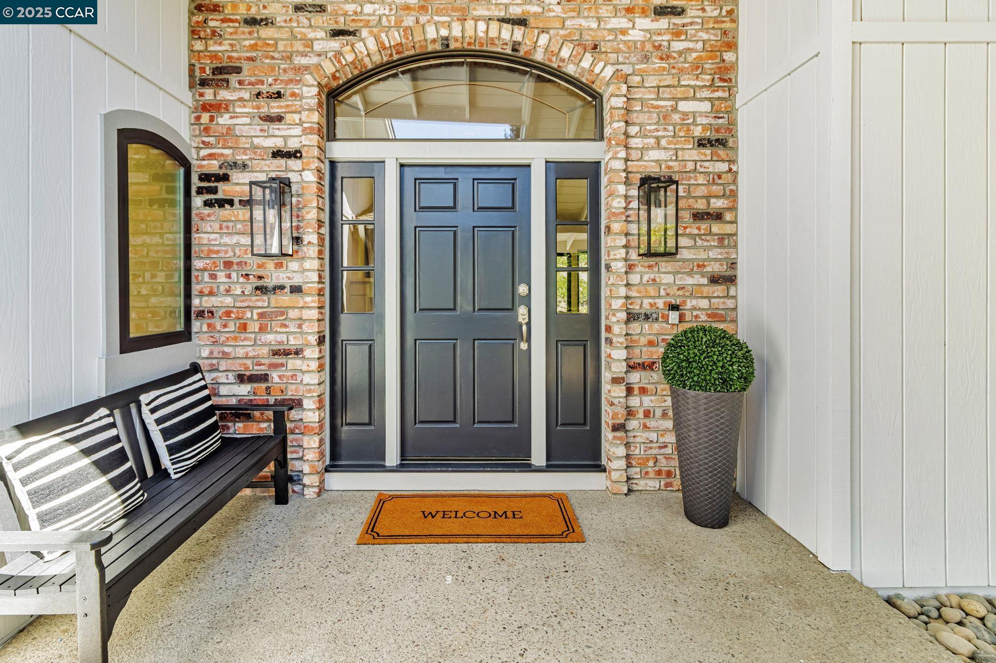 Detail Gallery Image 3 of 56 For 38 Sanders Ranch Rd, Moraga,  CA 94556 - 4 Beds | 2/1 Baths